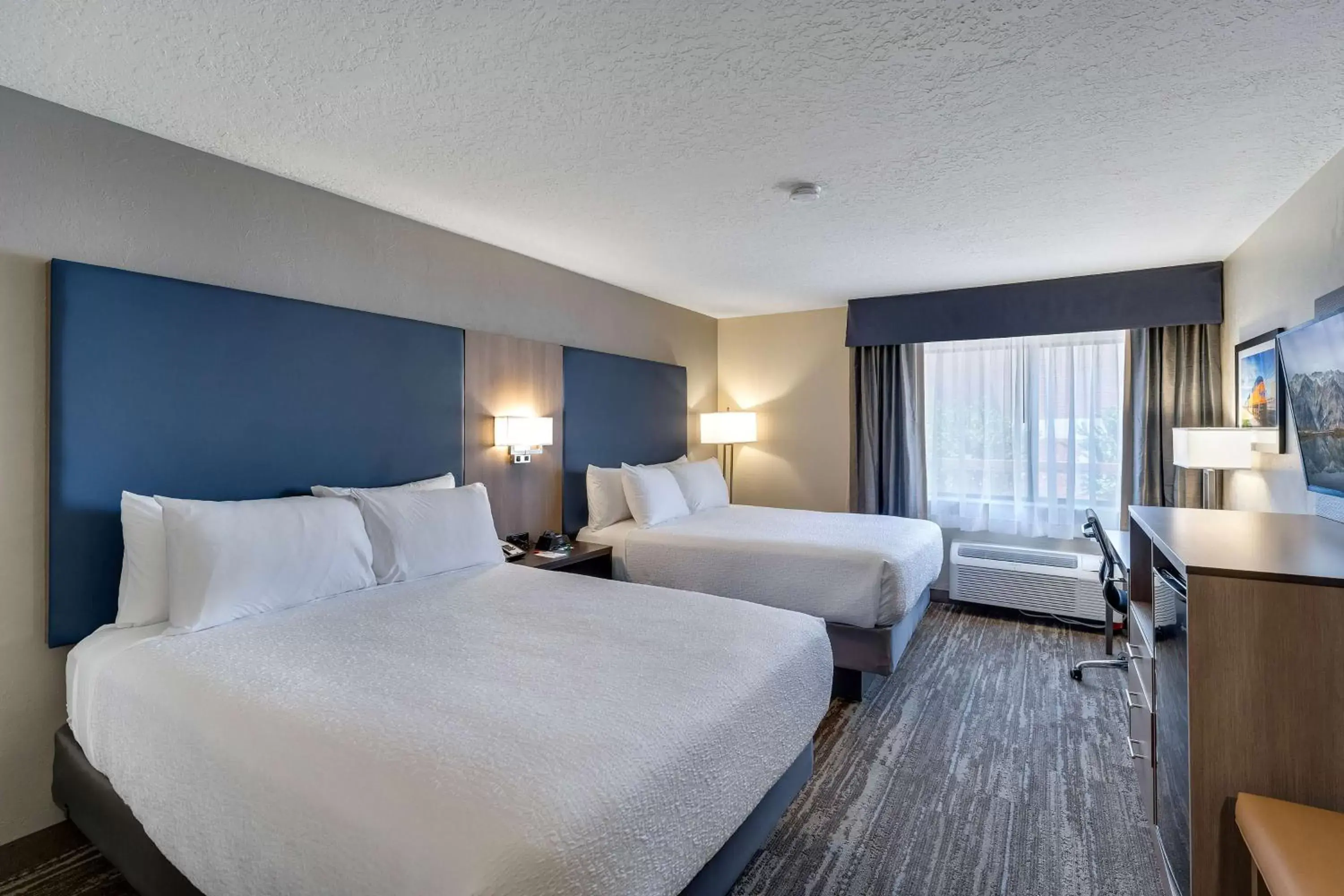 Bedroom, Bed in SureStay Plus Hotel by Best Western Price