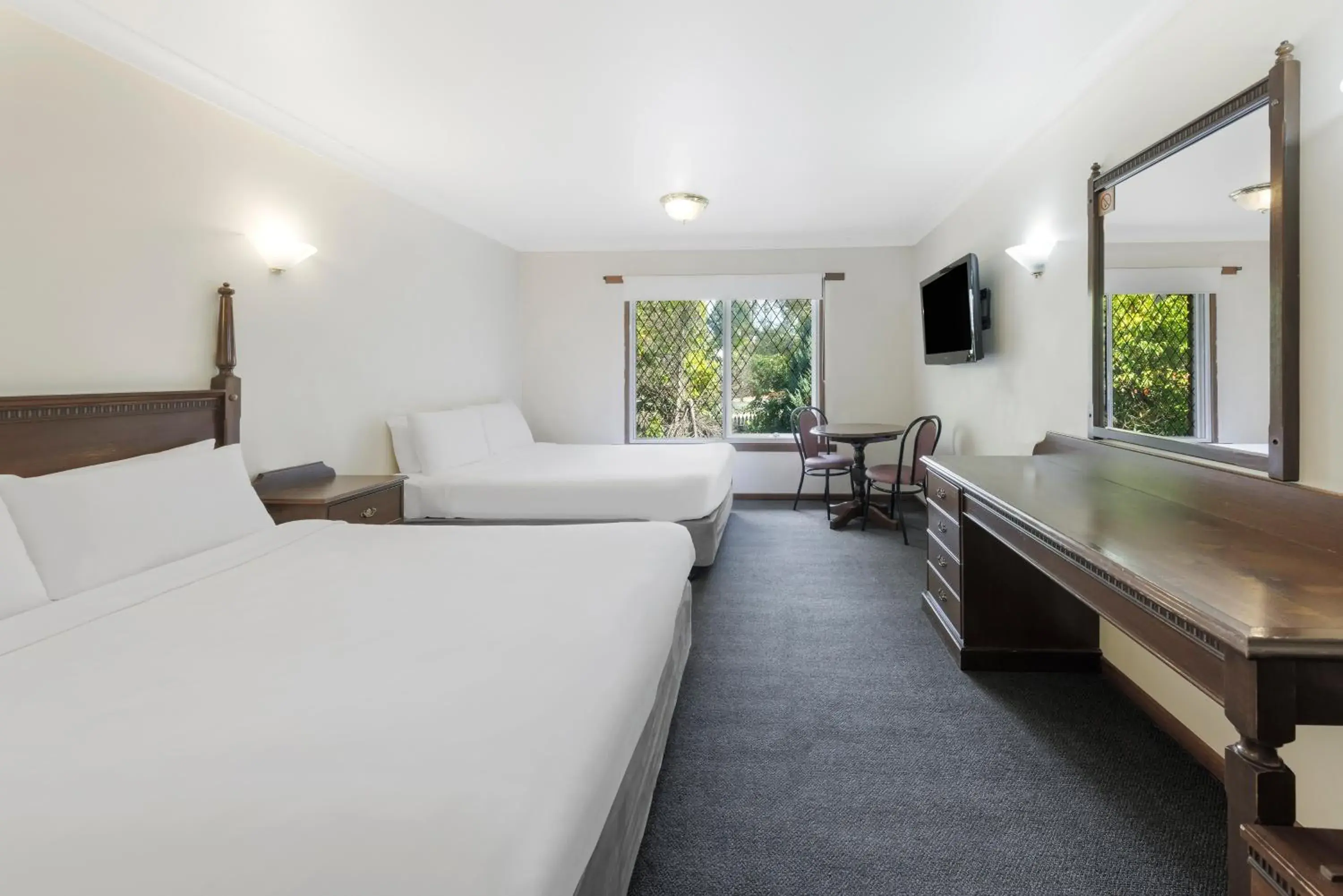 Bed in Elizabethan Lodge