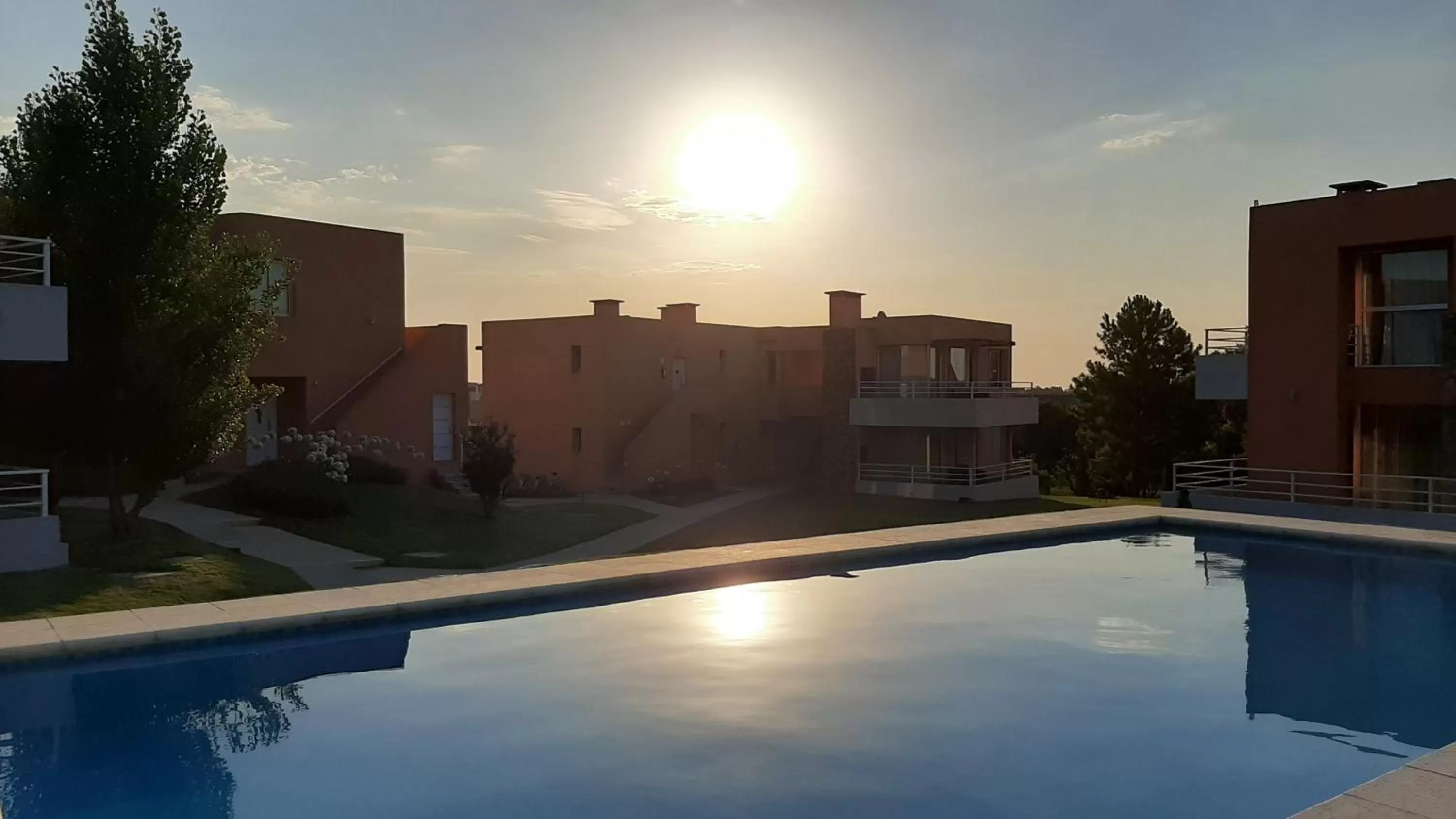 Swimming pool in Lomas del Real Aparthotel