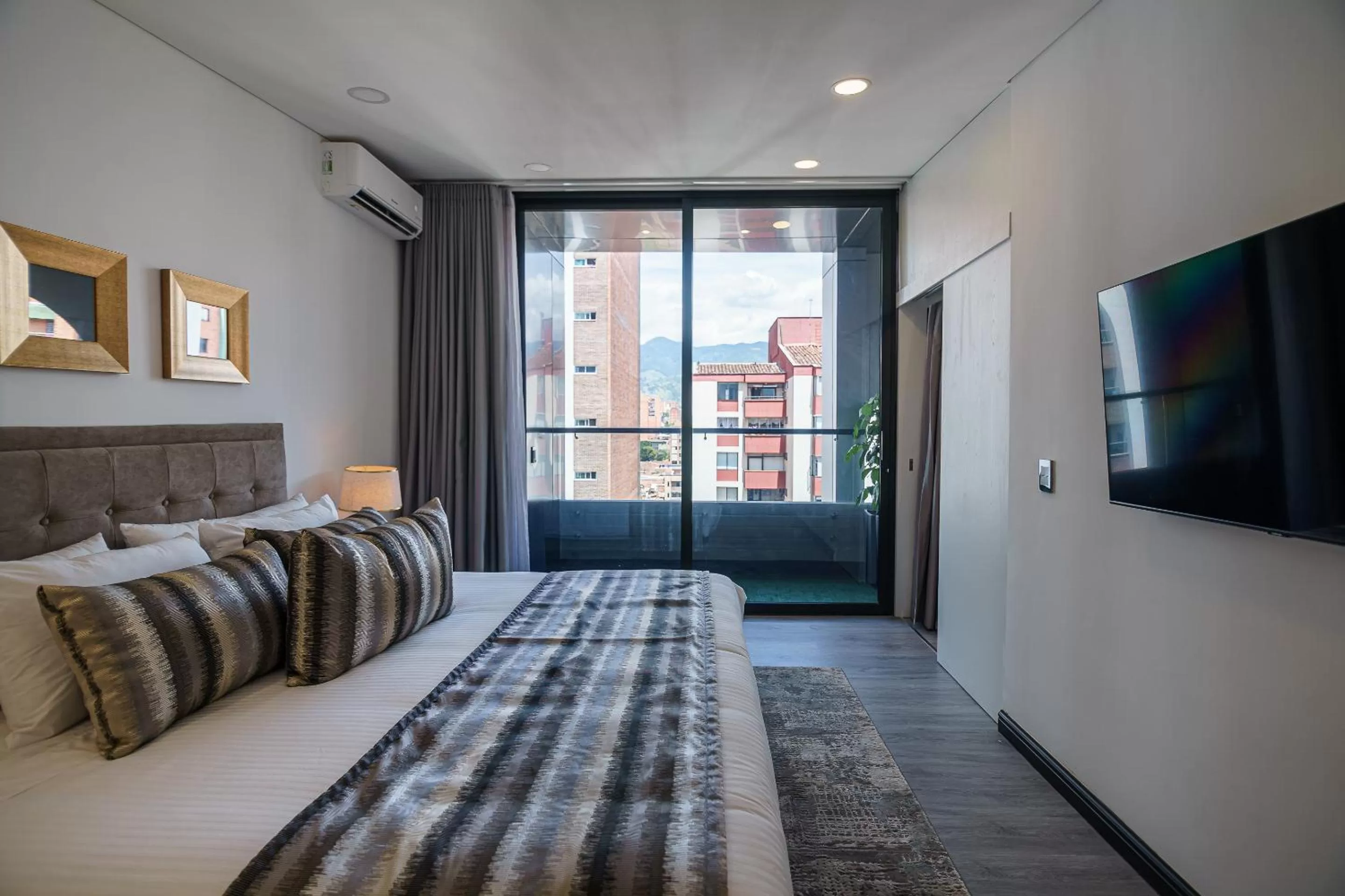 Photo of the whole room, Bed in First Class Hotel