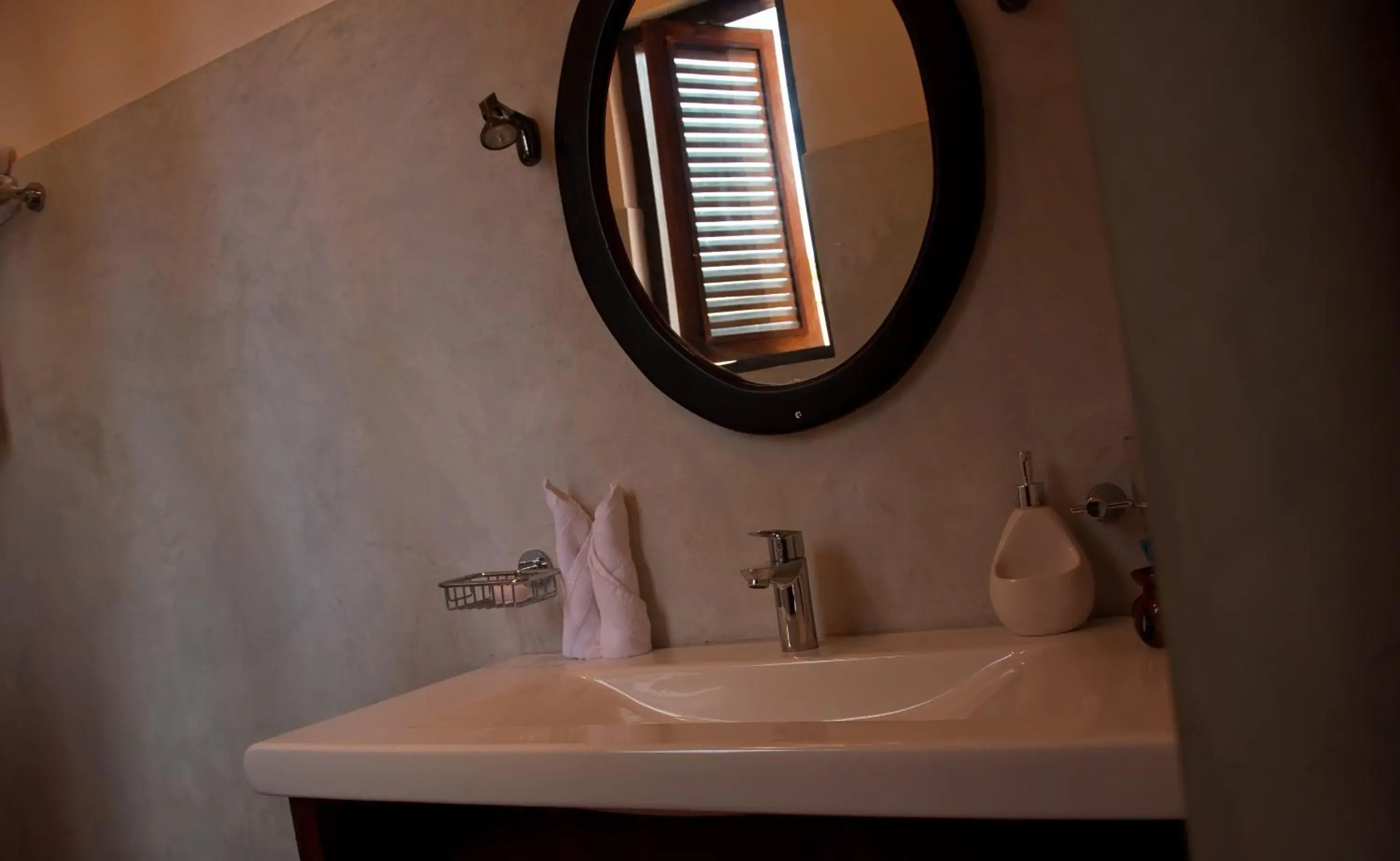 Bathroom in Villa Sunbird