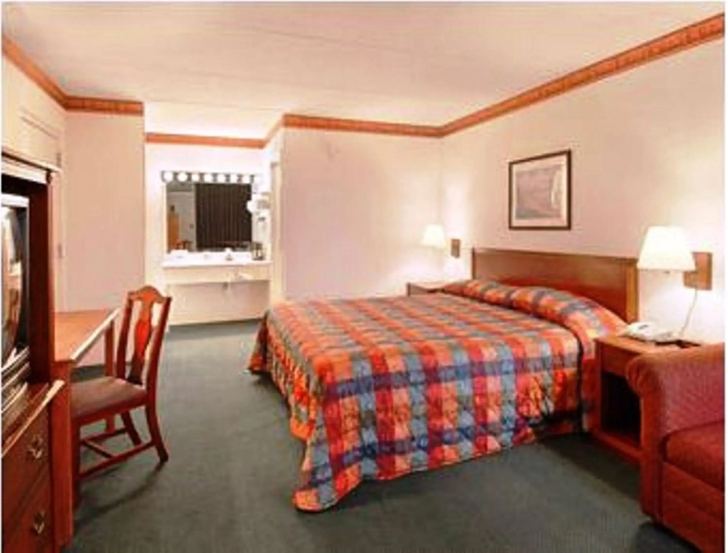 Bed in Days Inn by Wyndham Seneca-Clemson