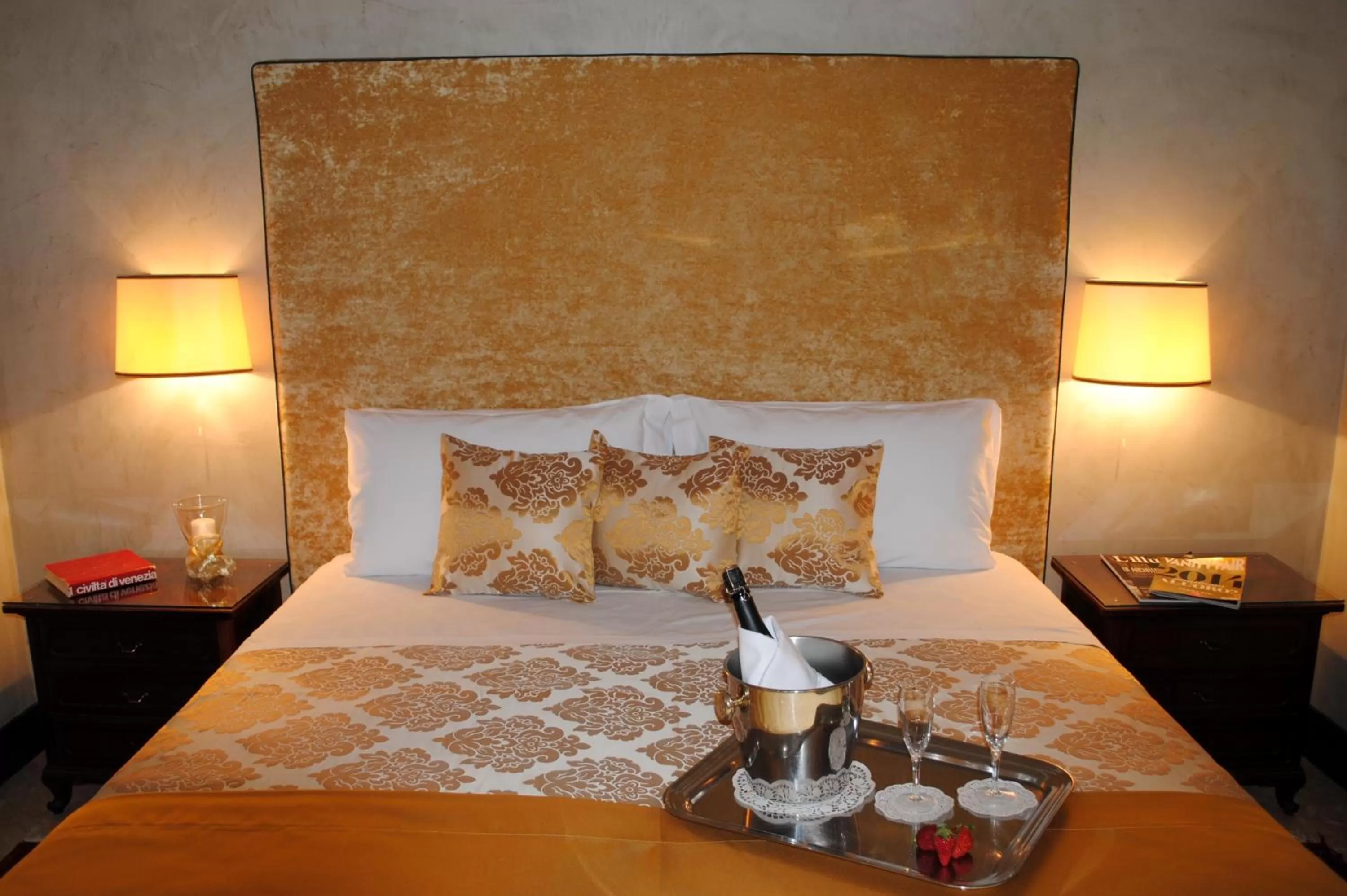 Bedroom, Bed in Palazzo del Giglio