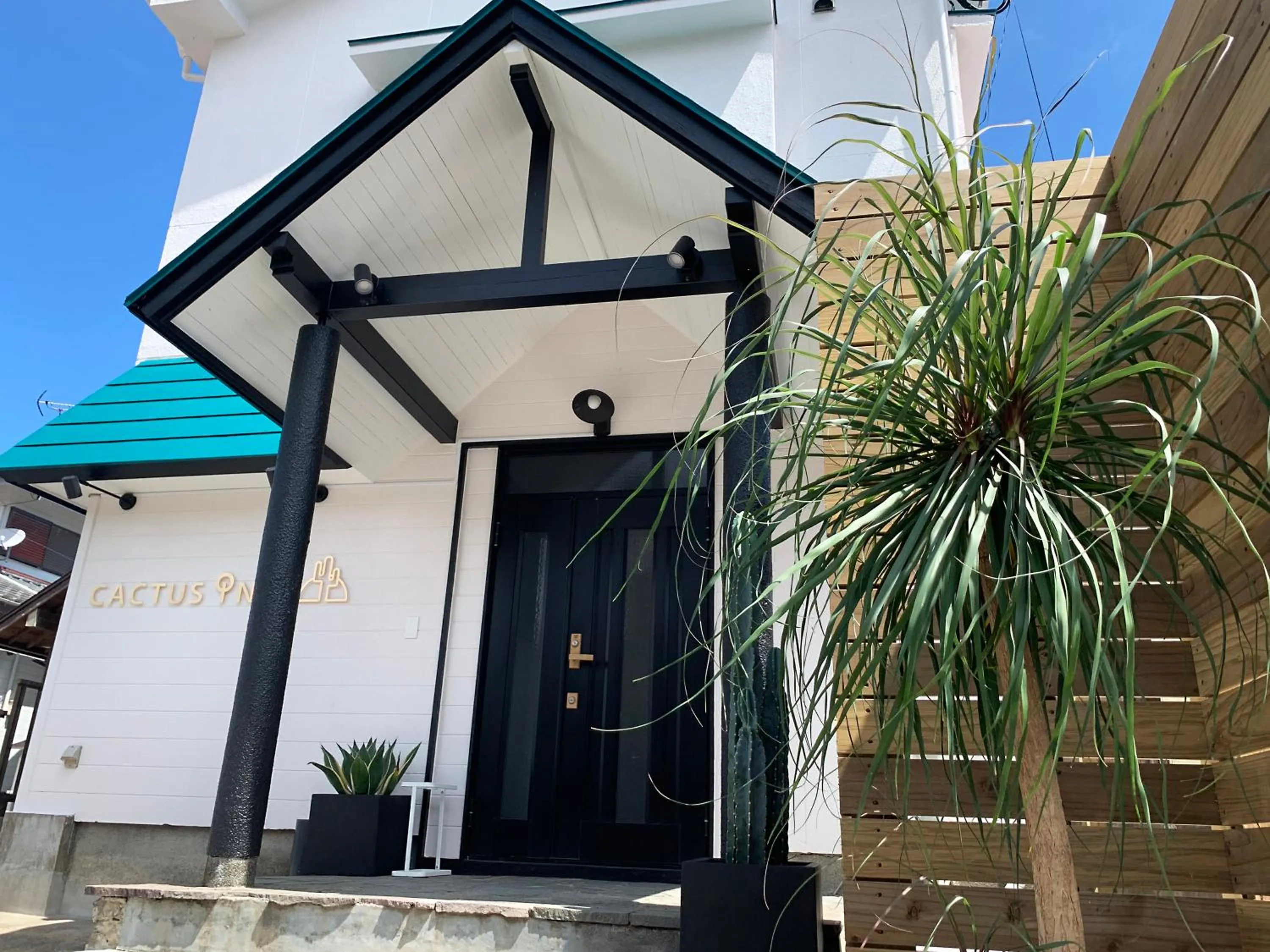 Property building in Cactus Inn