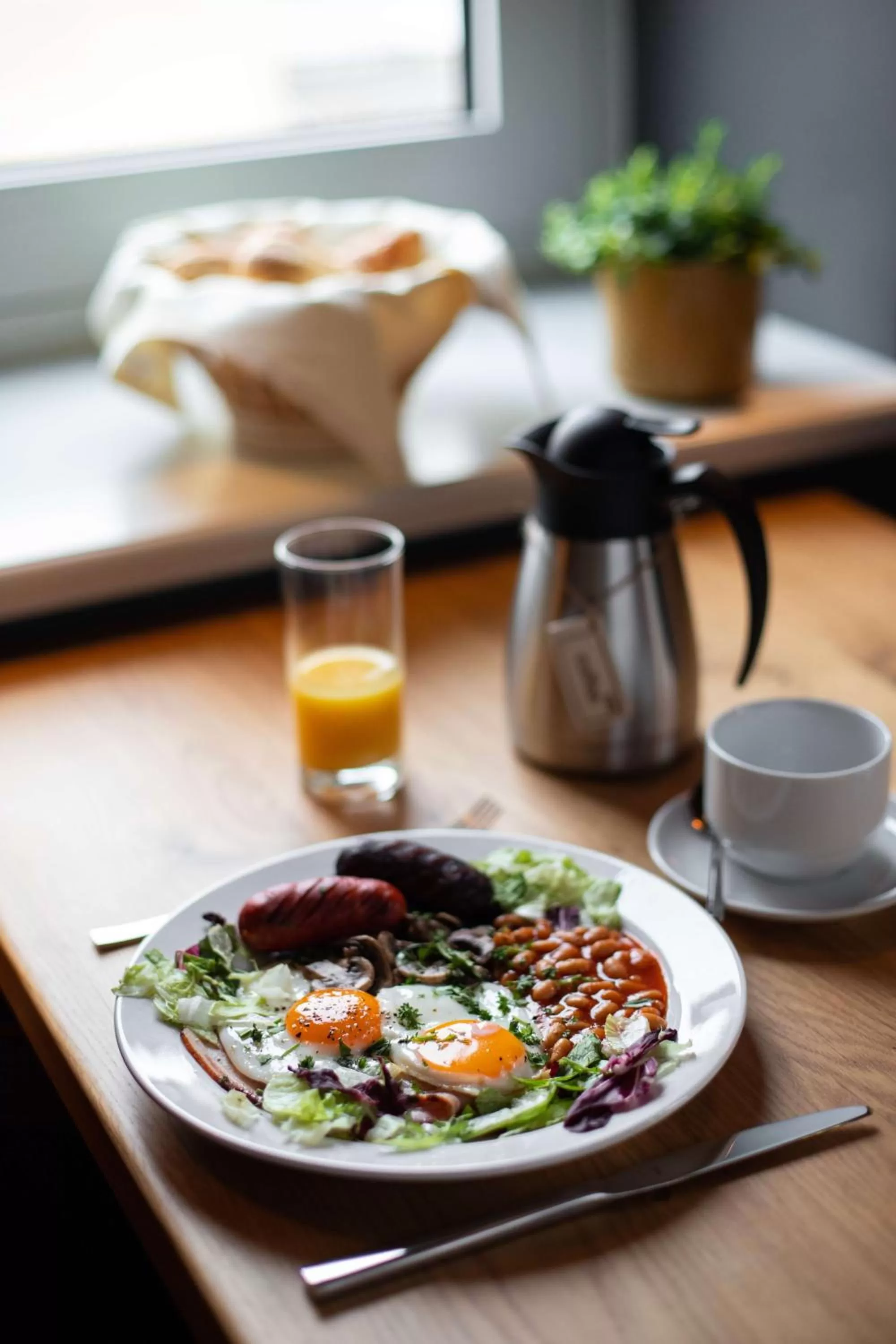 Food and drinks in The Viaduct - Suites & More