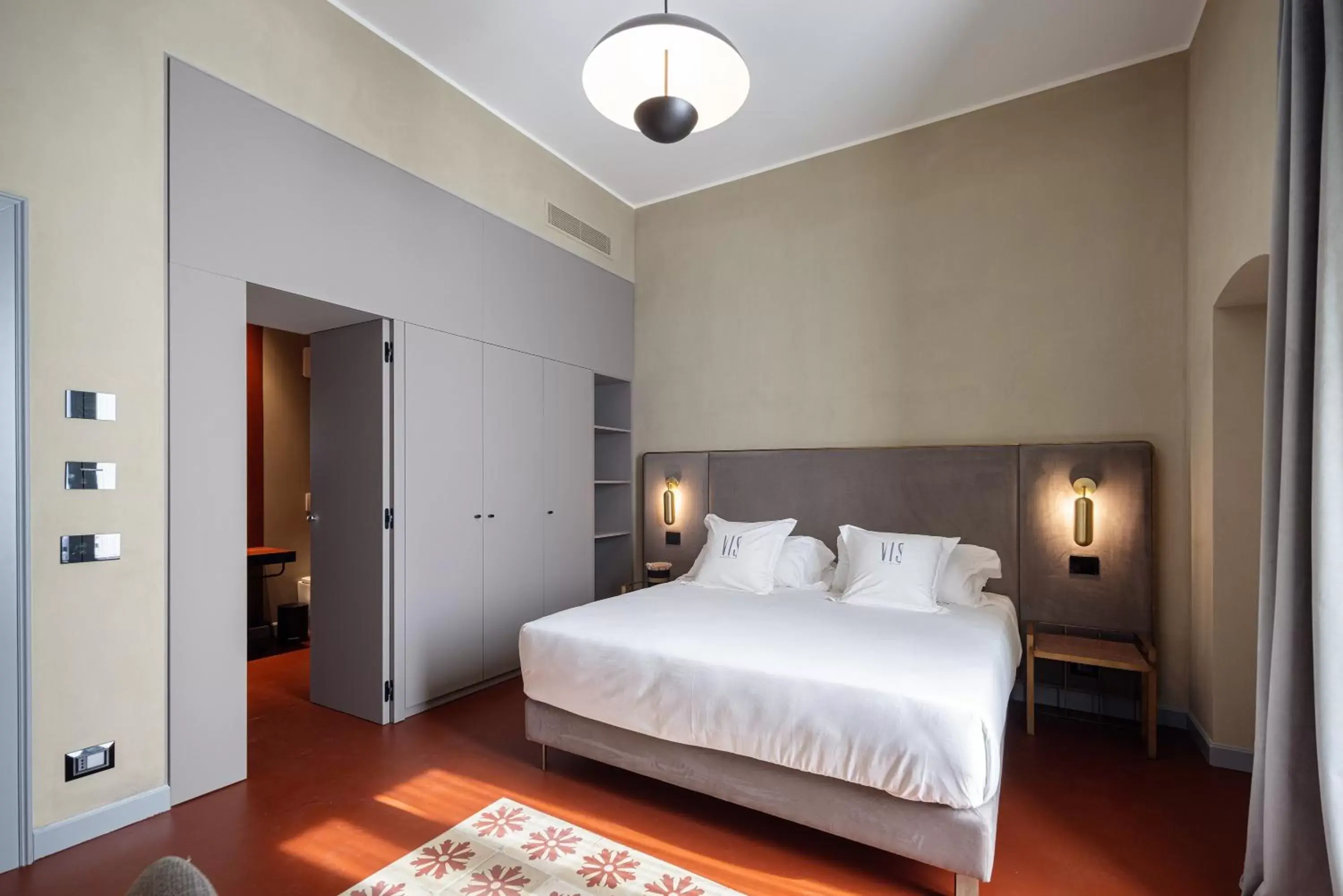 Bedroom, Bed in VIS Urban Suites&Spa