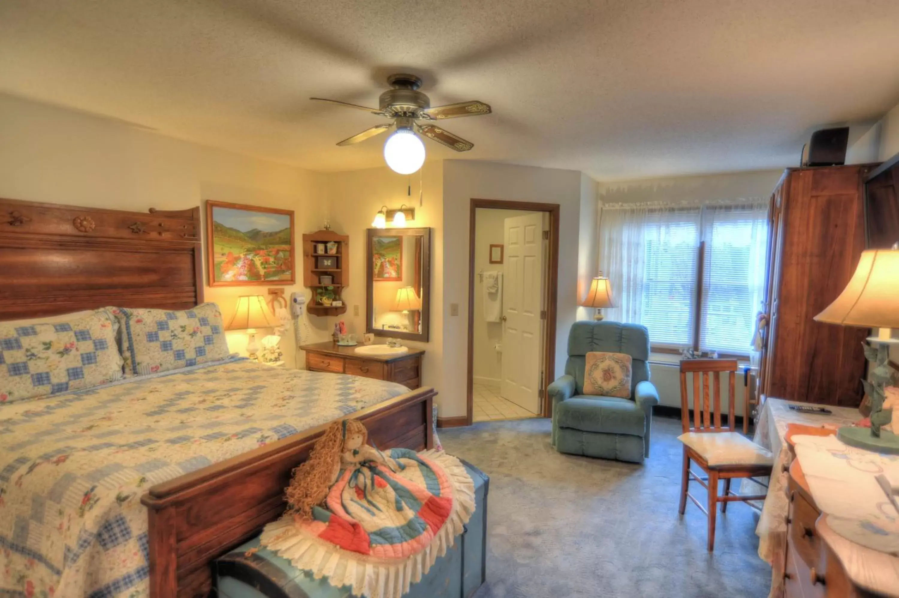 Bedroom in Blue Mountain Mist Country Inn