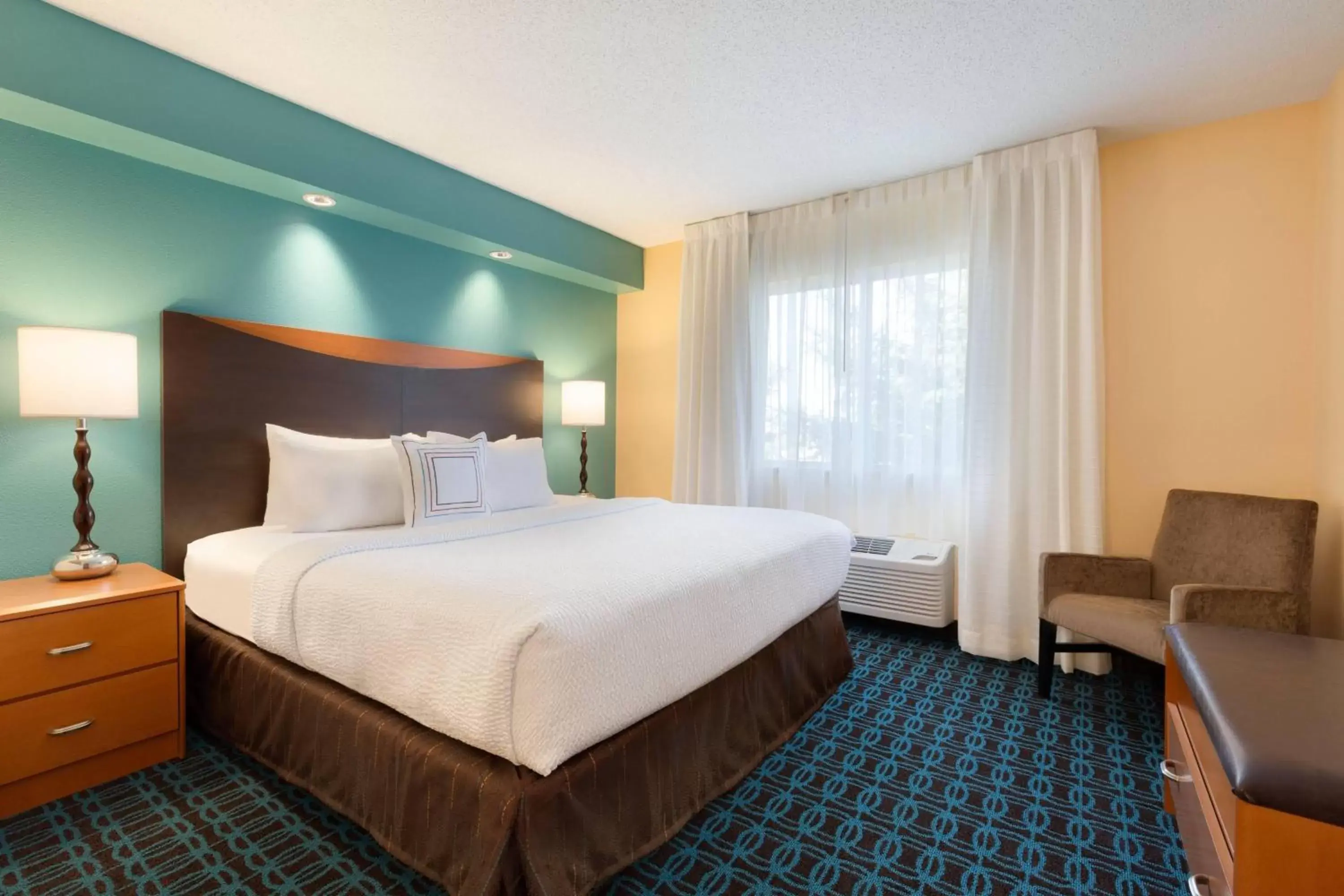 Photo of the whole room, Bed in Fairfield Inn & Suites Bismarck North