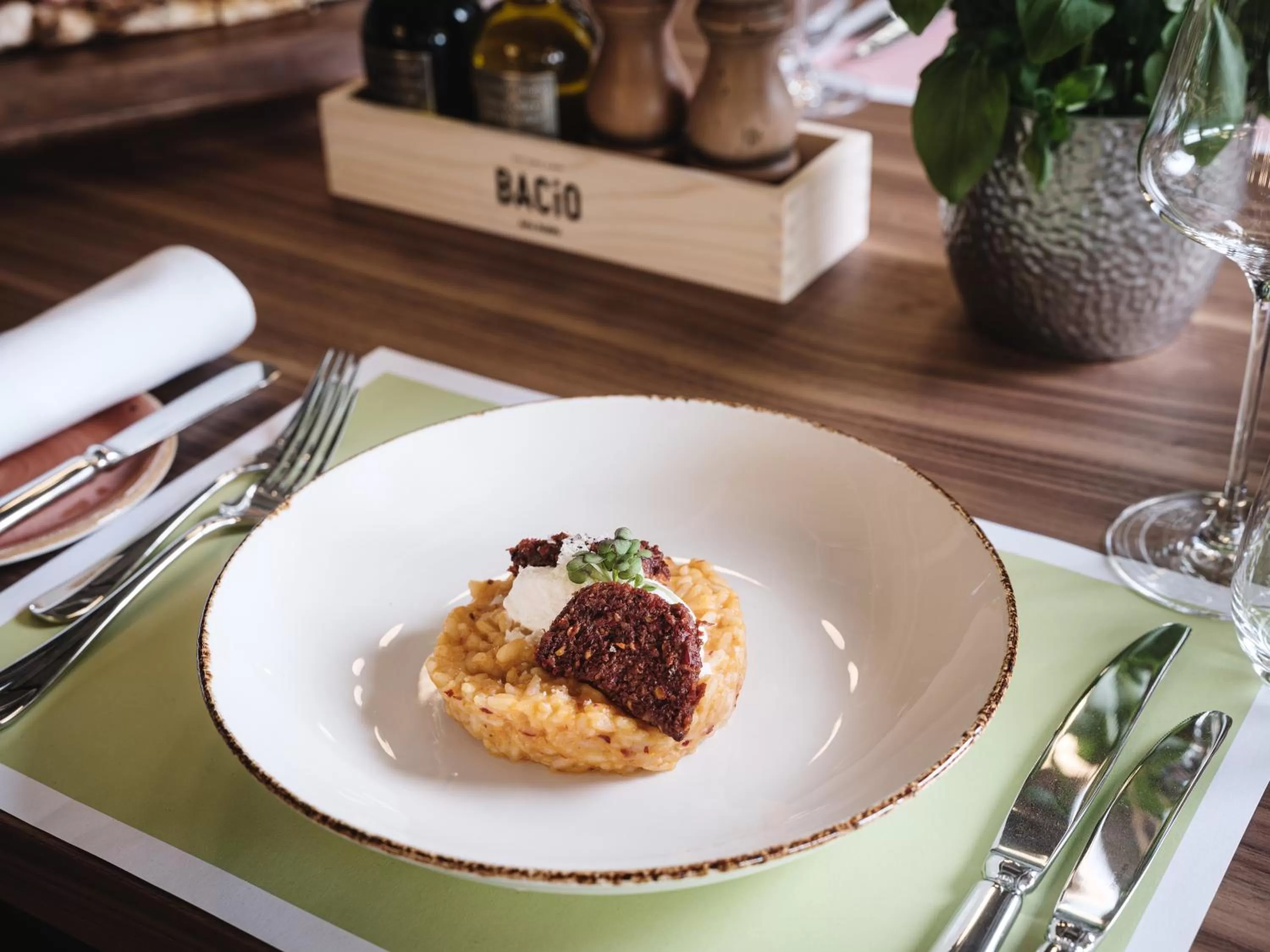 Restaurant/places to eat in AMERON München Motorworld