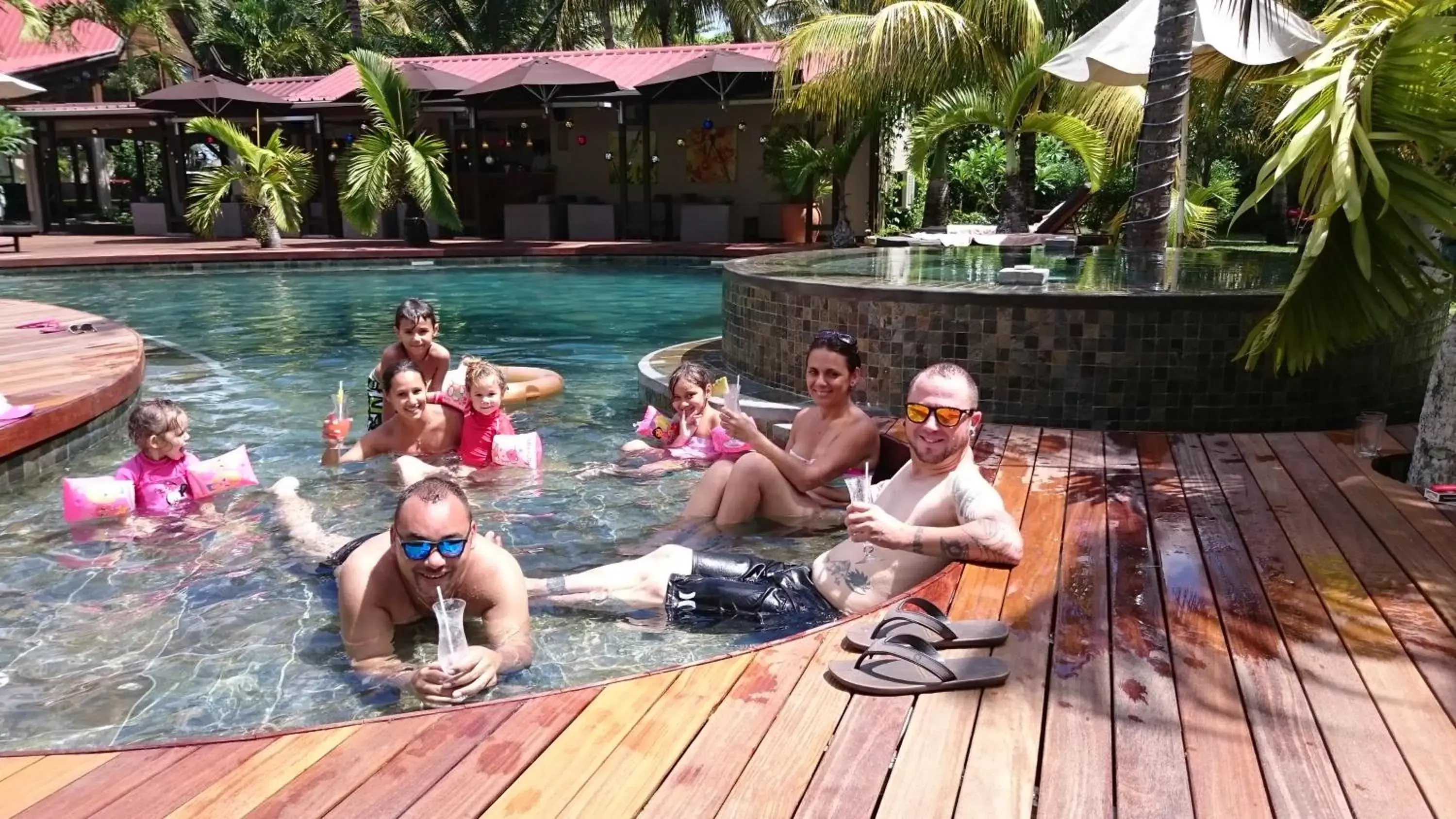 Swimming pool in Ocean Villas Hotel