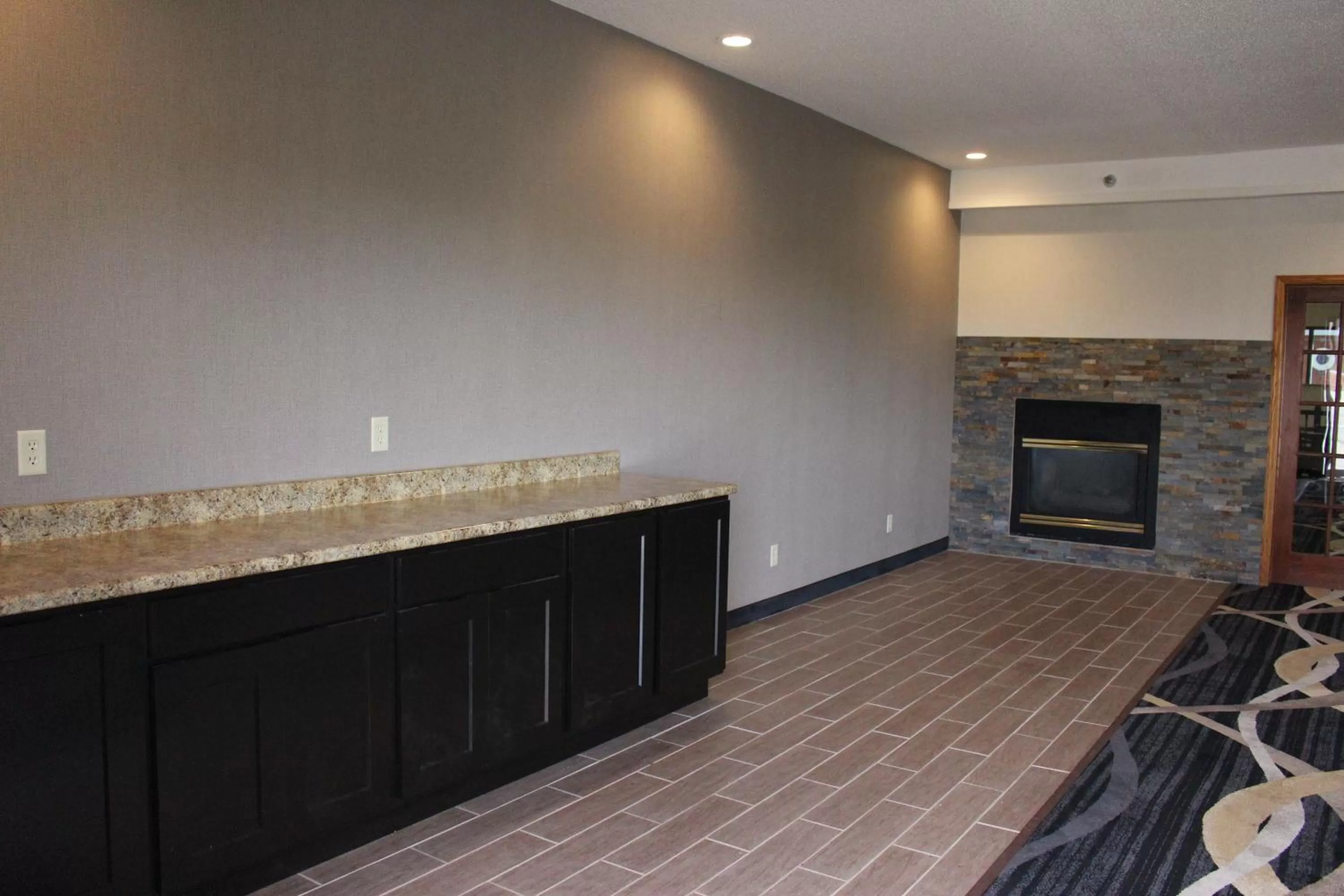 Meeting/conference room in Days Inn by Wyndham Watertown