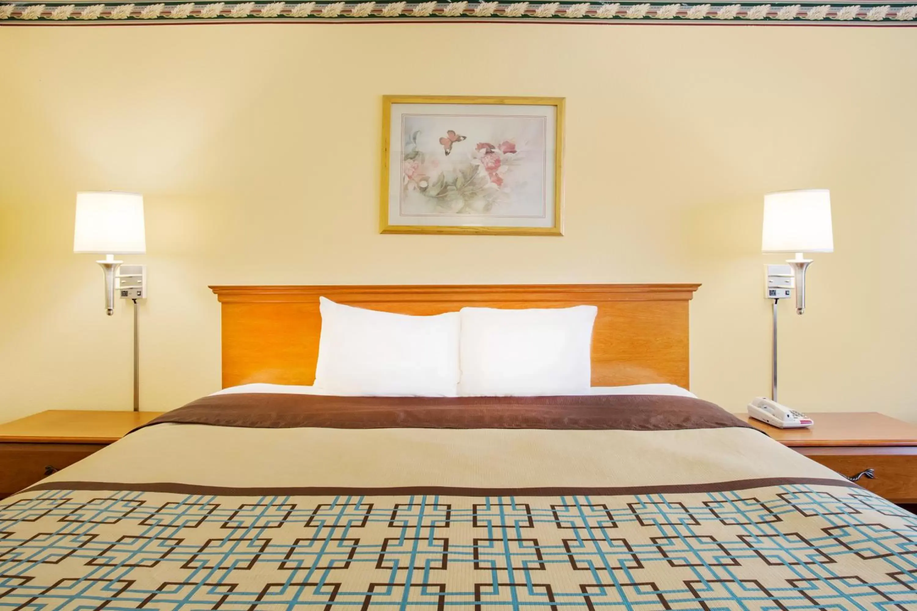 King Room - Disability Access/Non-Smoking in Days Inn by Wyndham St. George King Room - Disability Access/Non-Smoking in Days Inn by Wyndham St. George