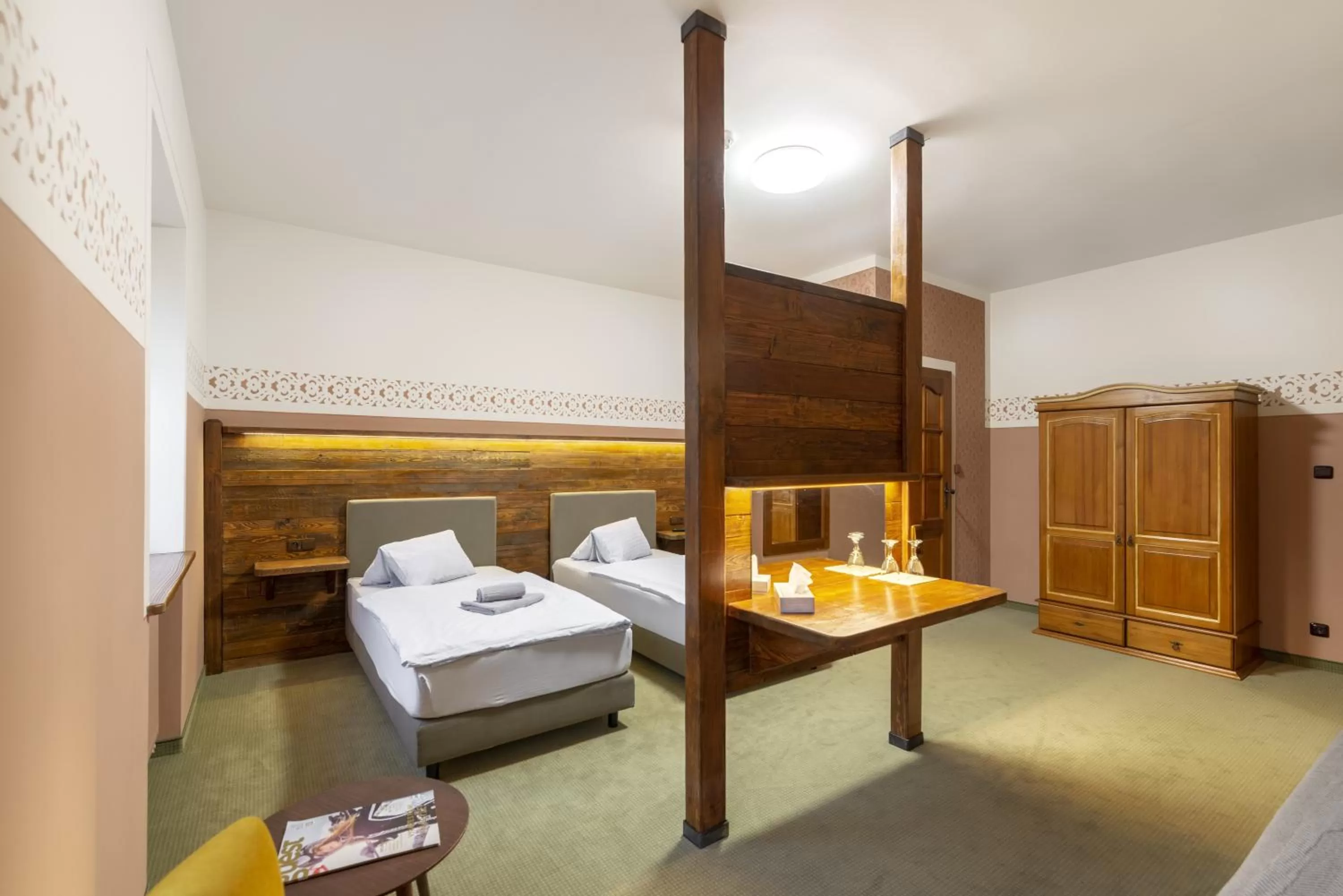 Bed in Hotel U Simla