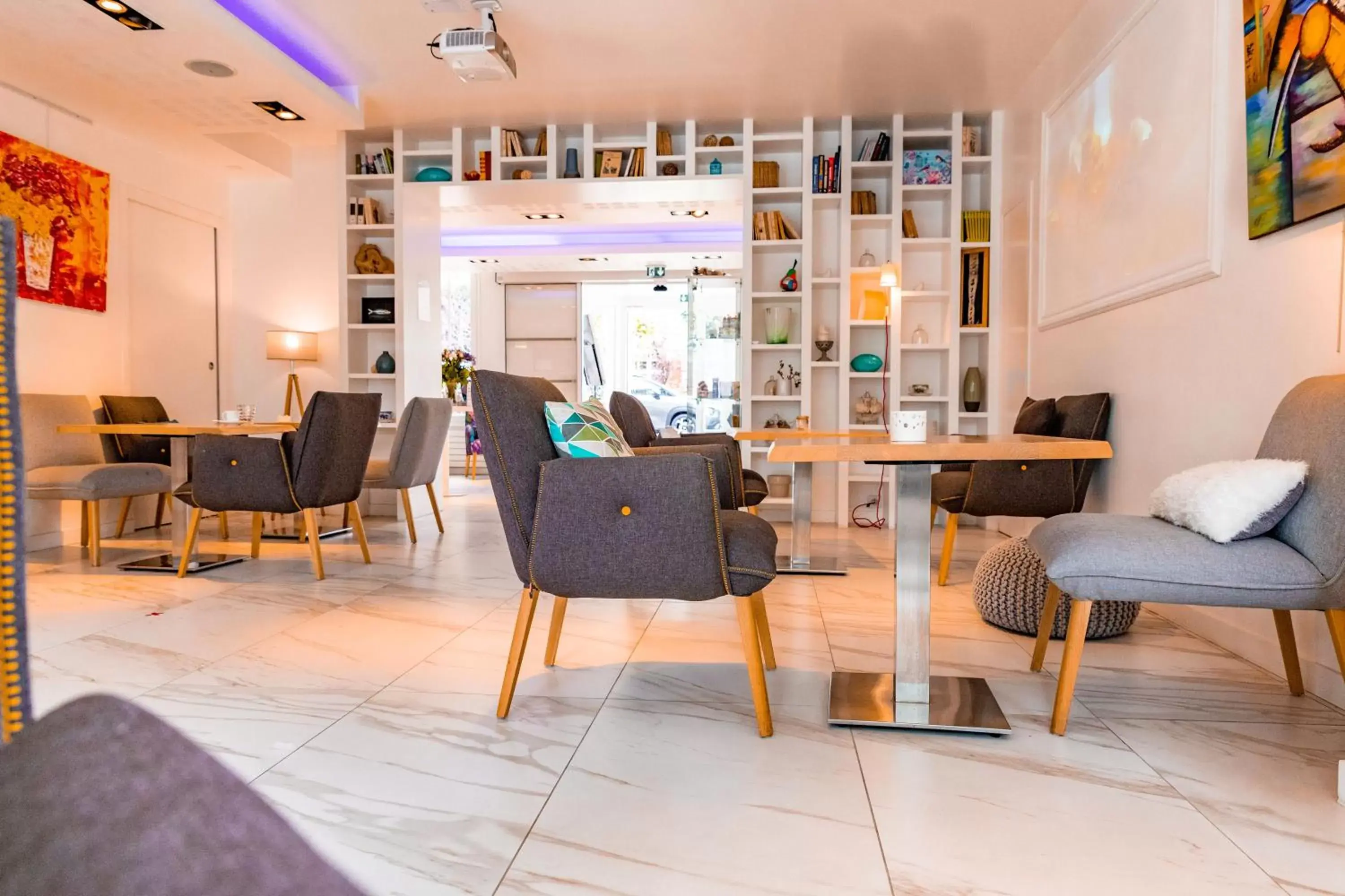 Restaurant/places to eat, Seating Area in Hôtel Villa Flornoy Pornichet Baie de la Baule