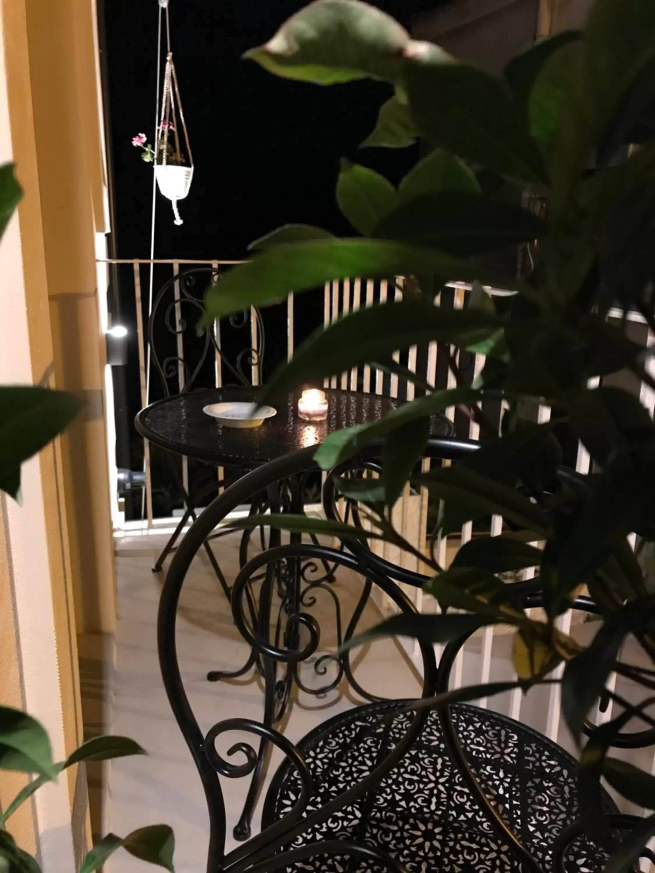 Double Room with Balcony in La Volta Rooms Locazione turistica Double Room with Balcony in La Volta Rooms Locazione turistica