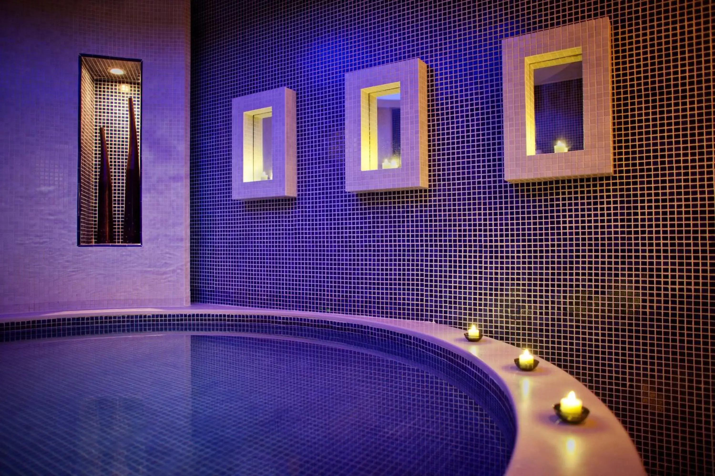Spa and wellness centre/facilities in Jumeirah Emirates Towers