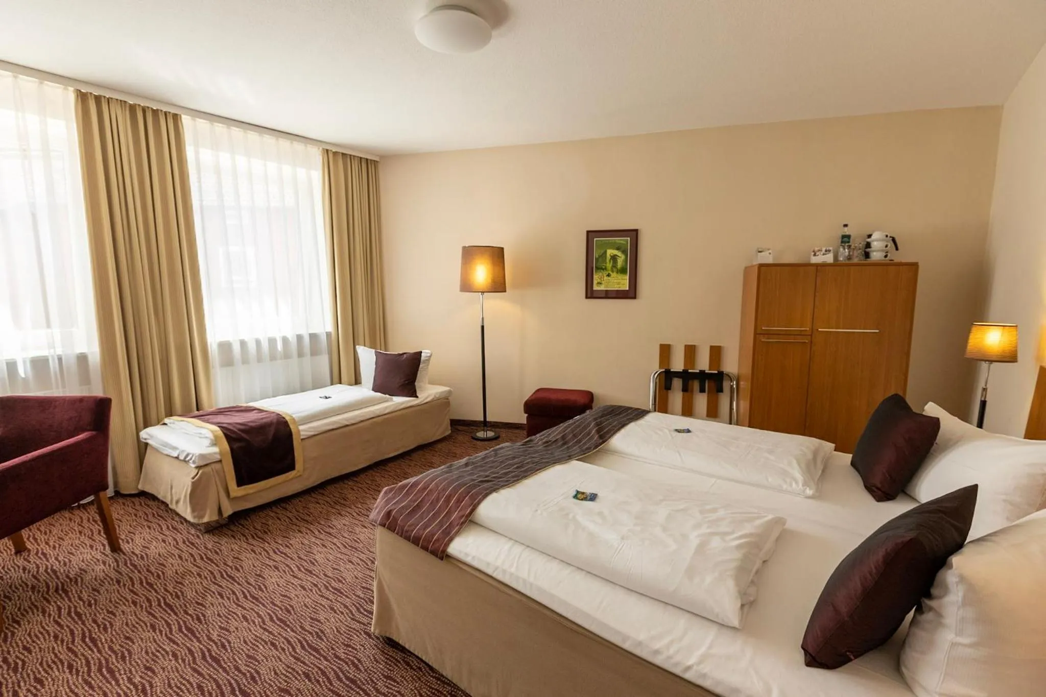 Bedroom, Bed in Comfort Hotel tom Kyle