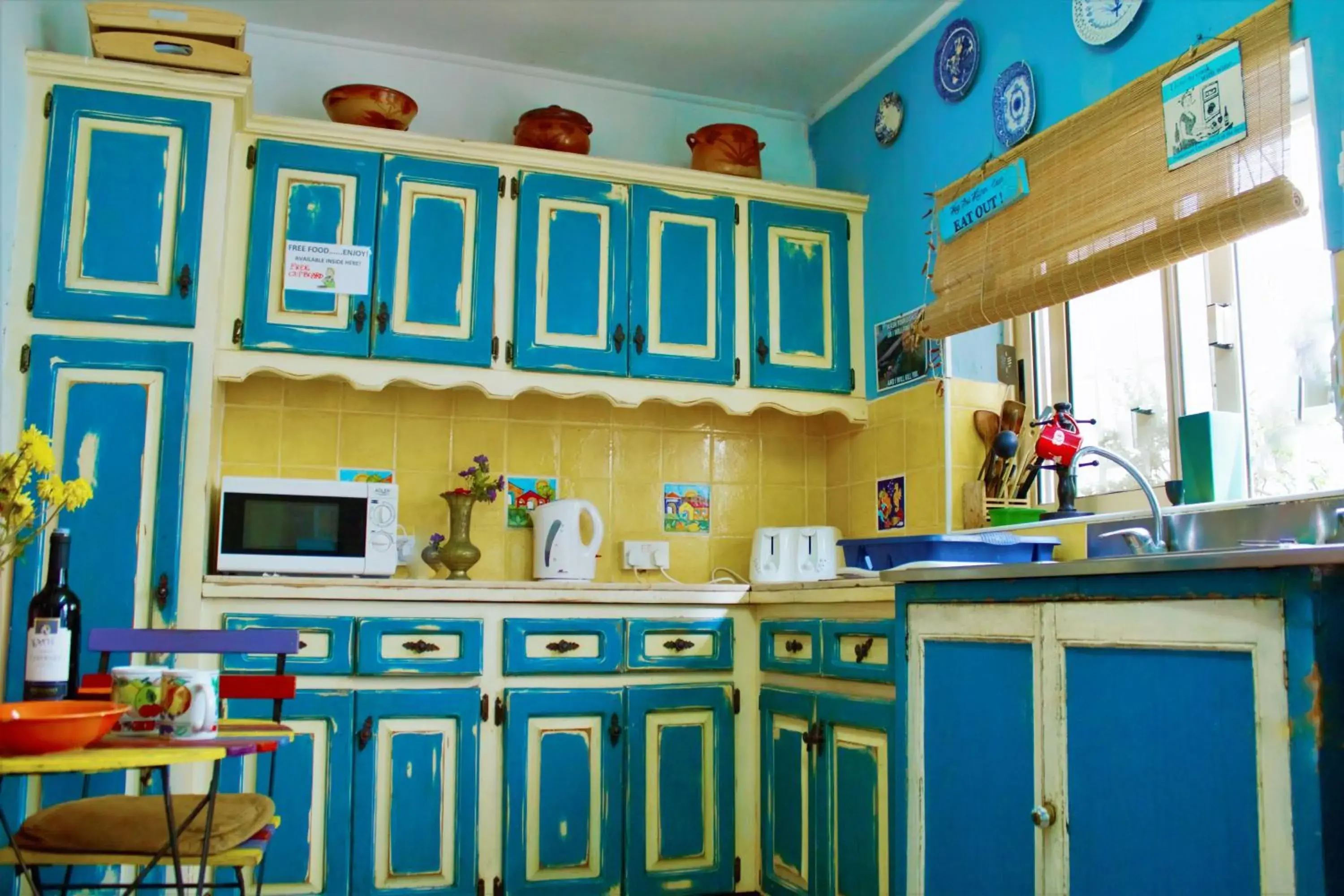 Communal kitchen, Kitchen/Kitchenette in Hostel Malti Budget