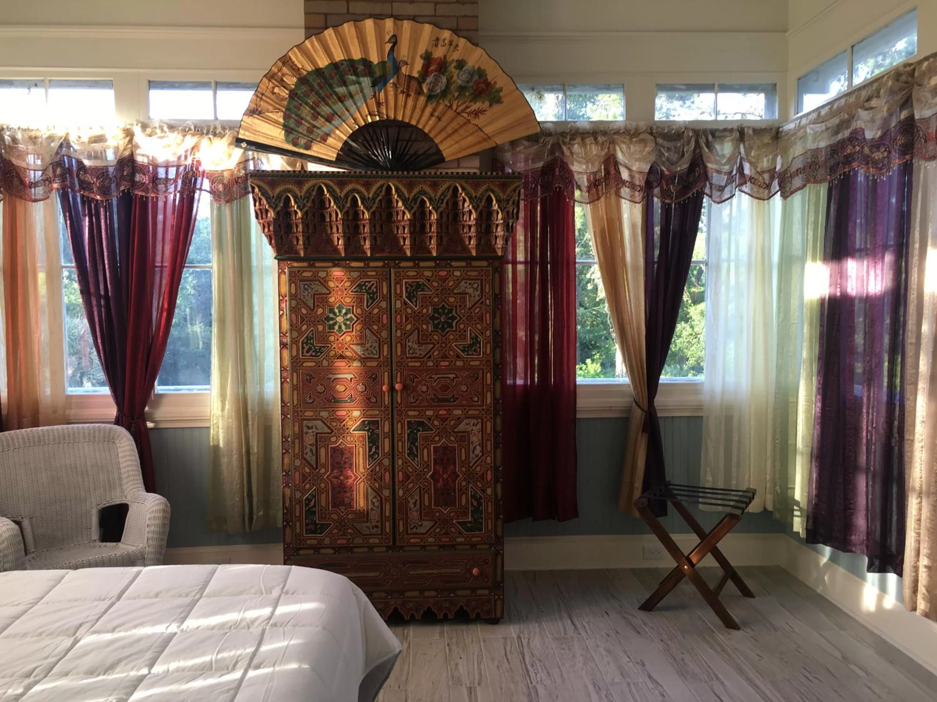 Bed in 1912 Bed and Breakfast