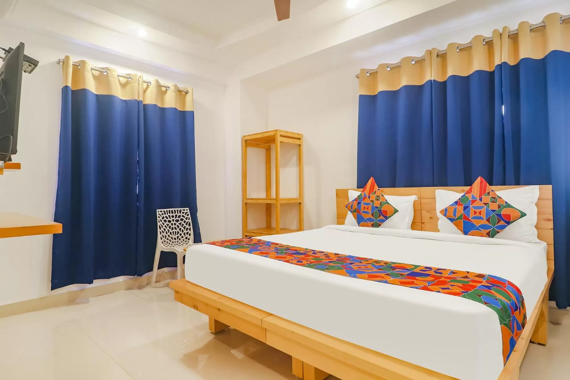 Bed in FabHotel Green Leaf