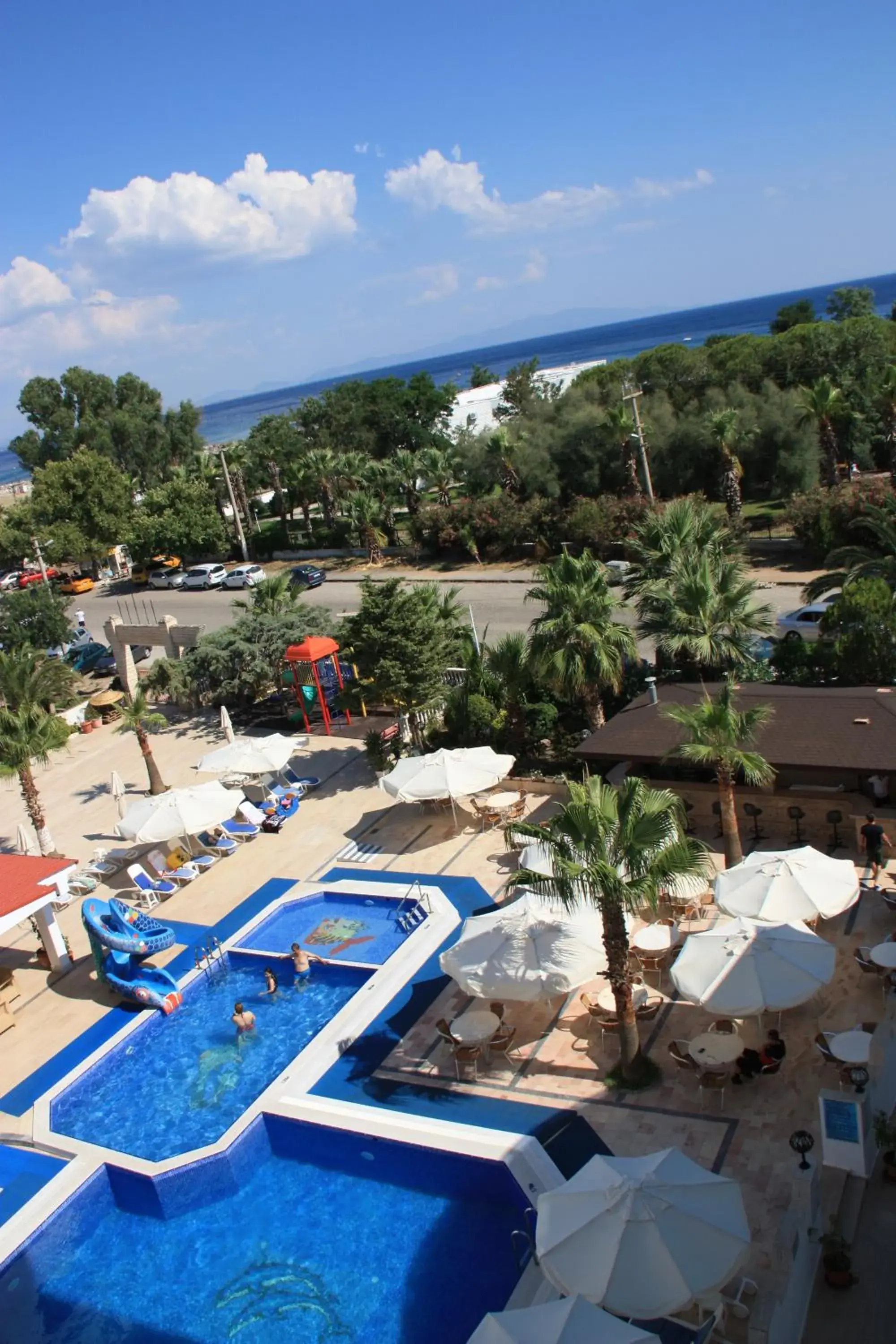 Balcony/Terrace, Pool View in Hotel Billurcu