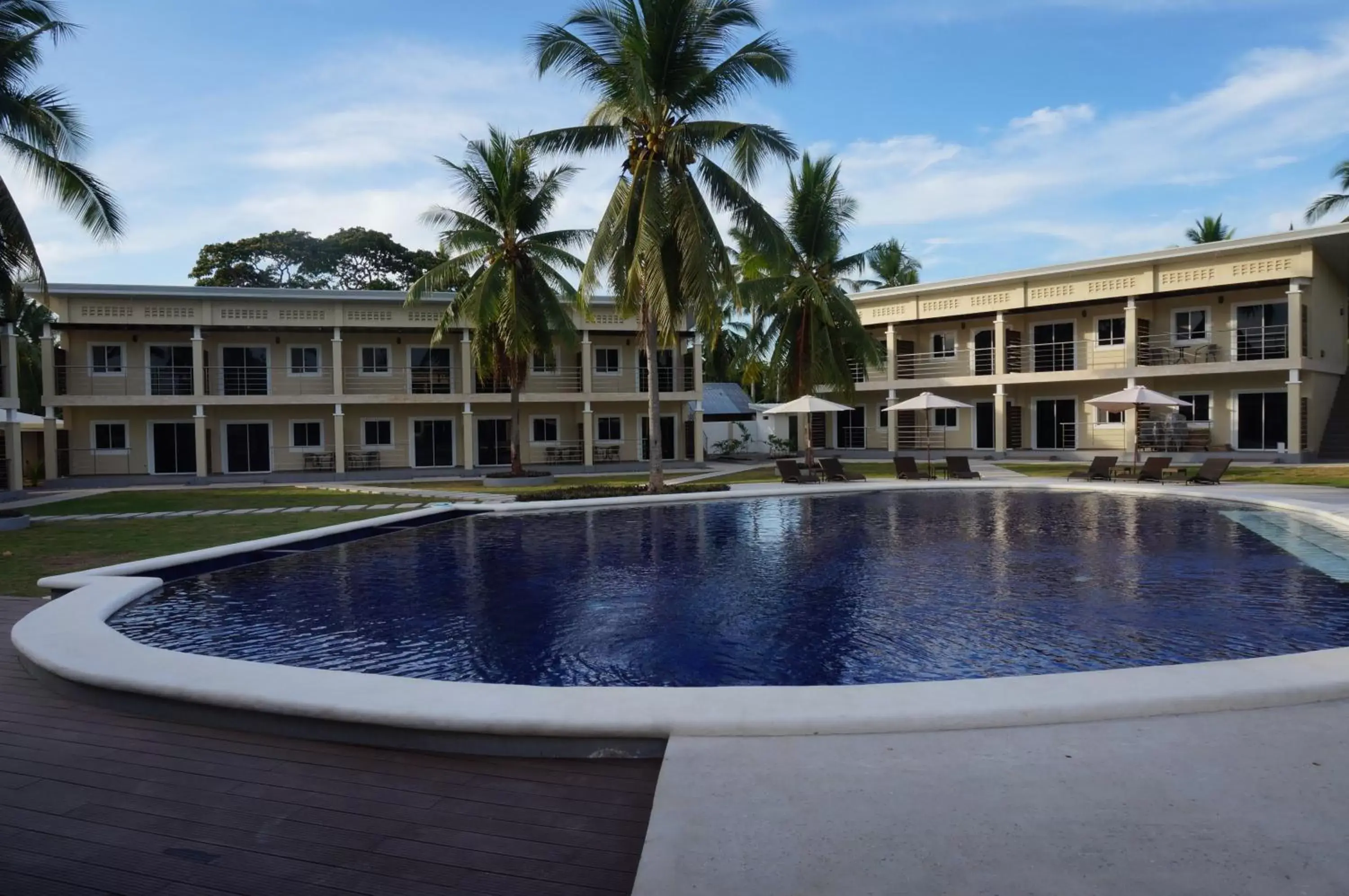 Swimming Pool in Malinawon Resort