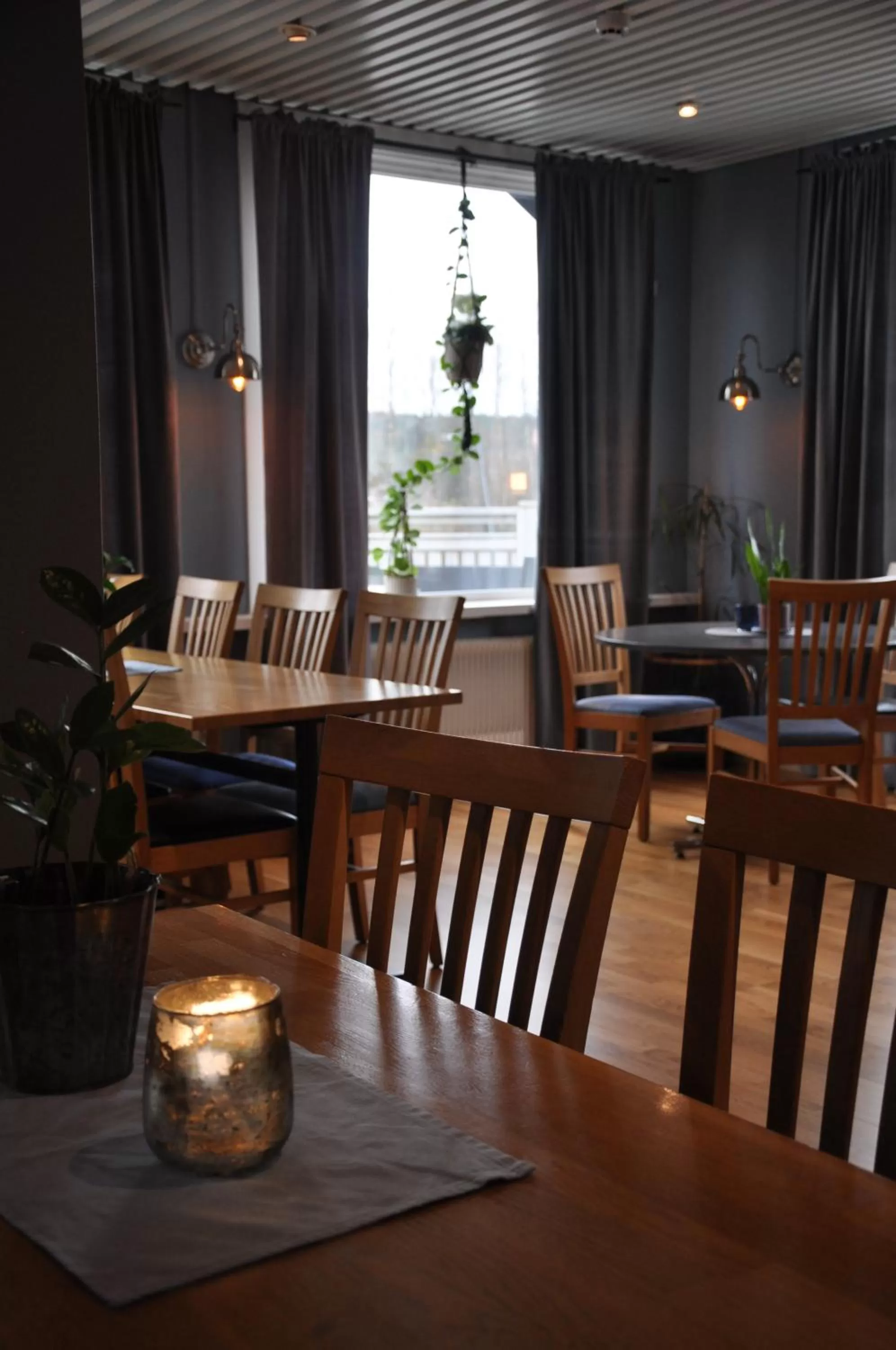 Restaurant/Places to Eat in Järnvägshotellet Edsbyn