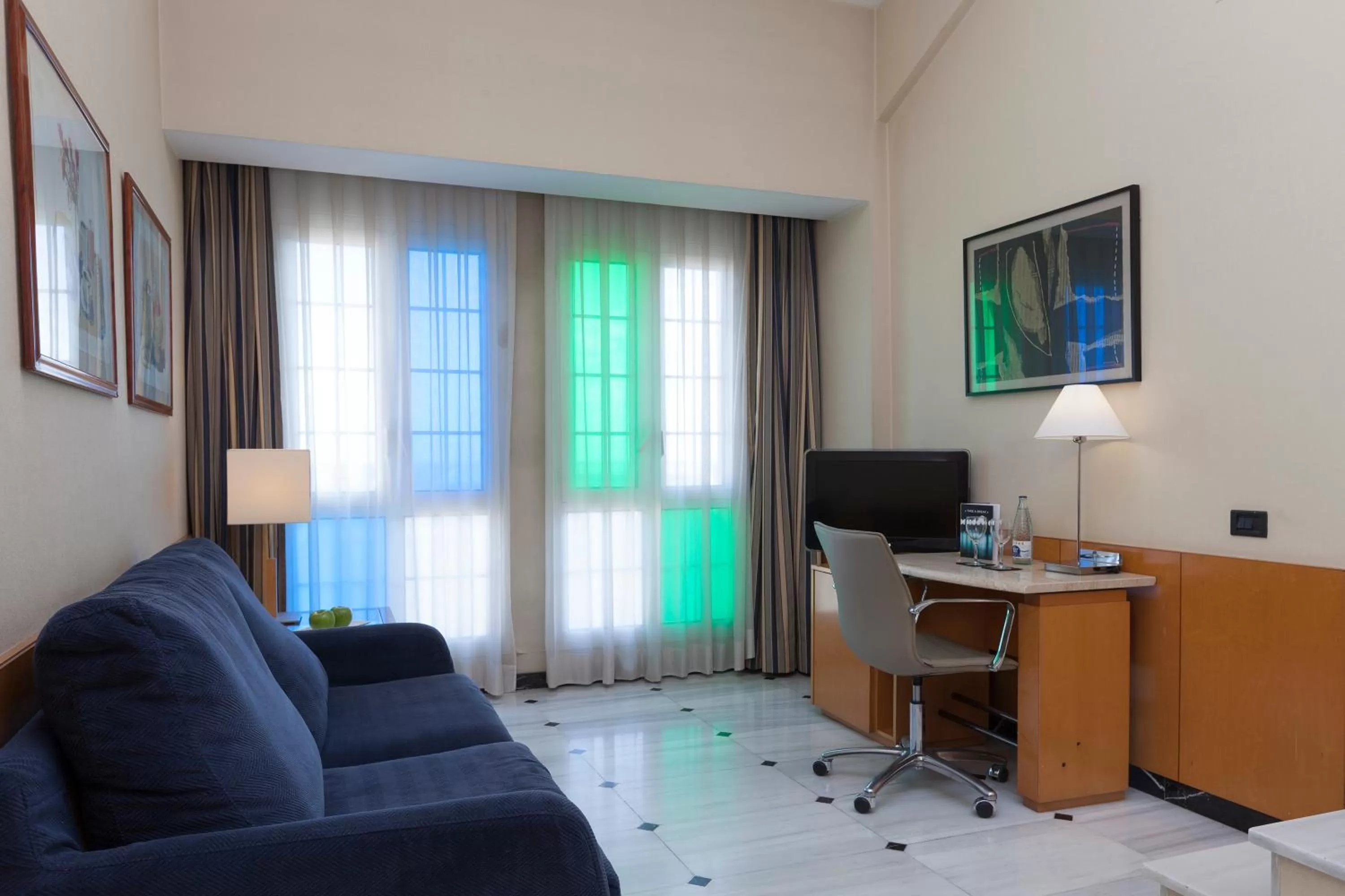 Photo of the whole room in URH Ciutat de Mataró