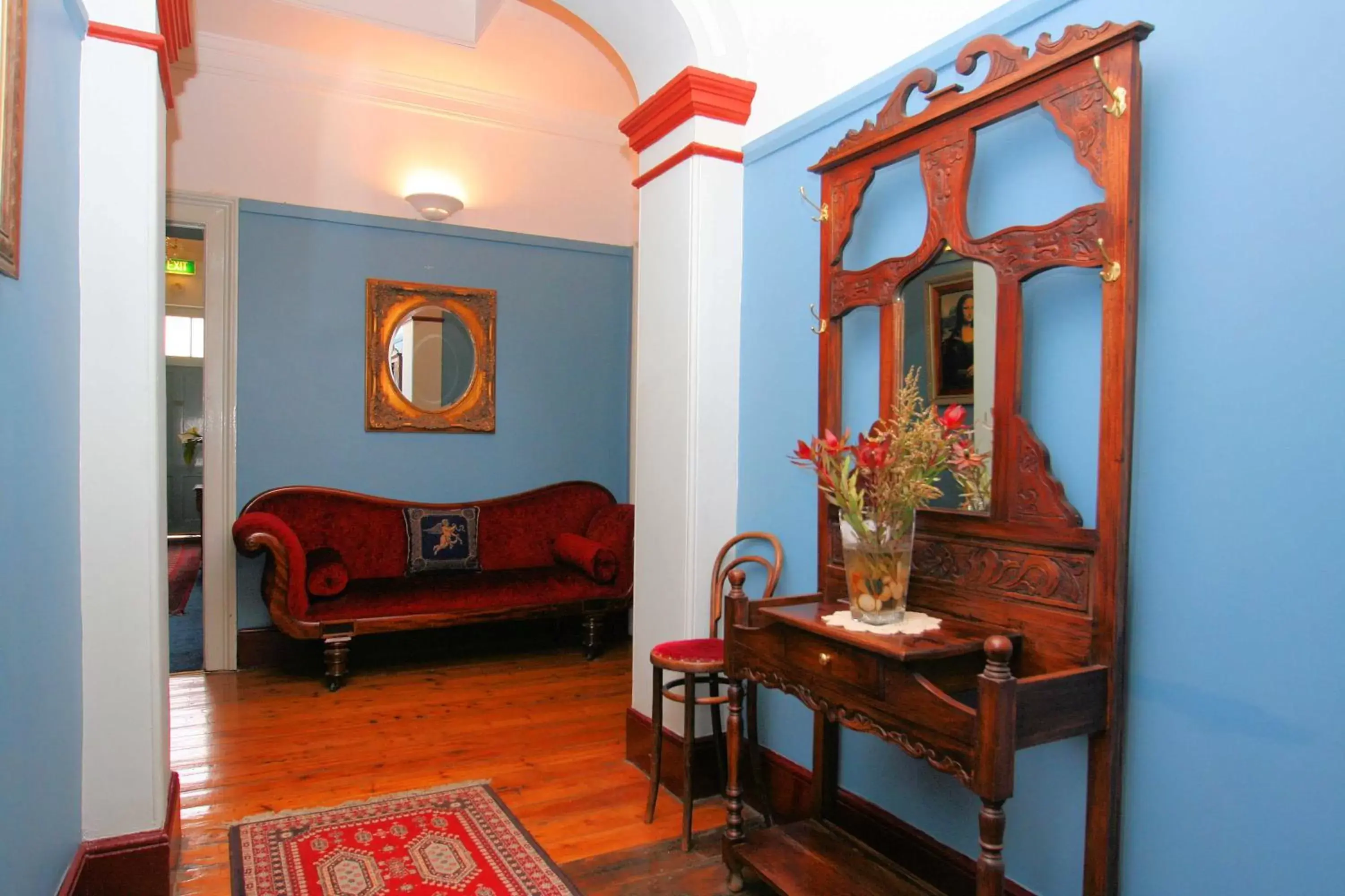 Lobby or reception, Seating Area in The Lodge on Elizabeth Boutique Hotel