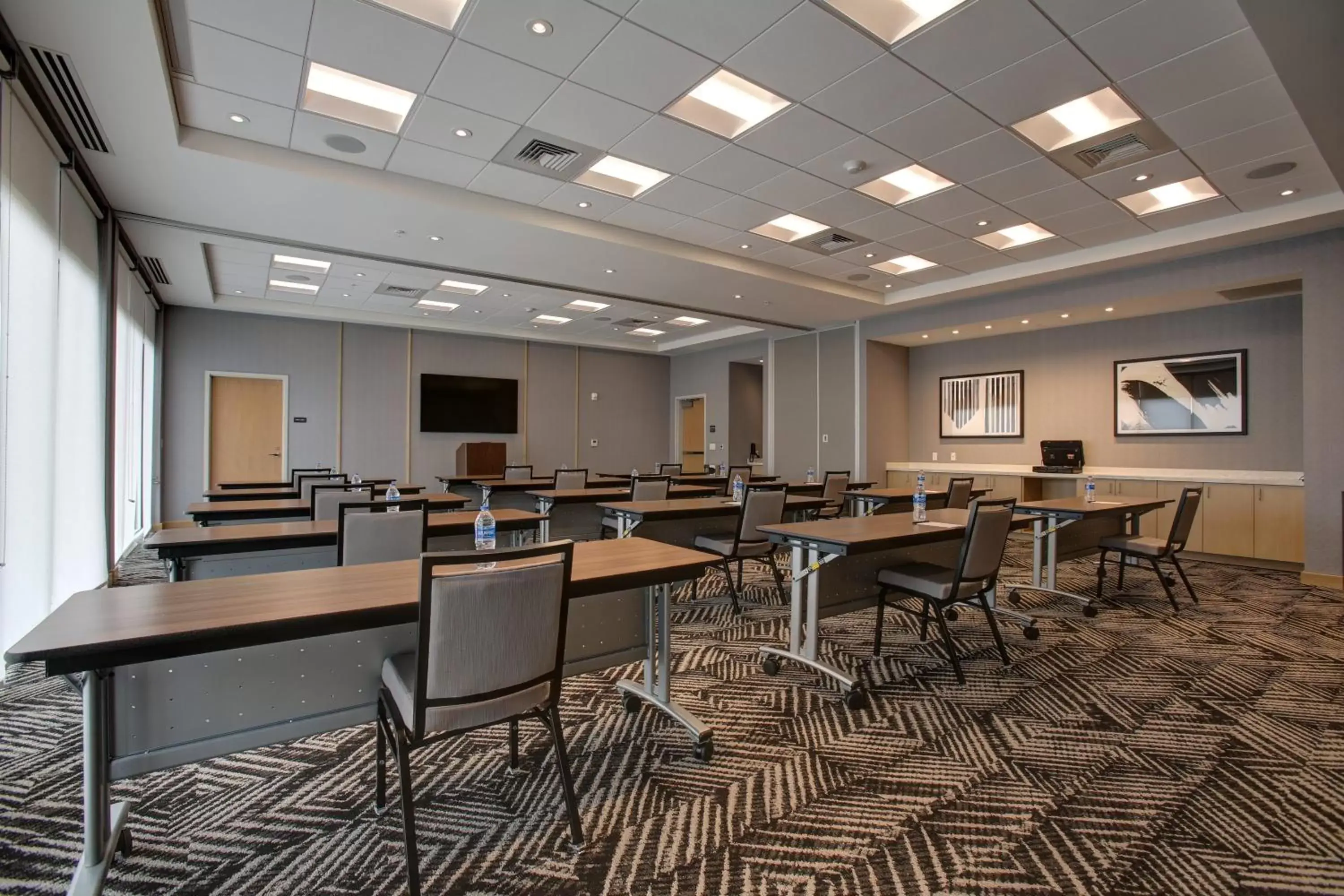 Meeting/conference room in Hyatt Place at Wichita State University