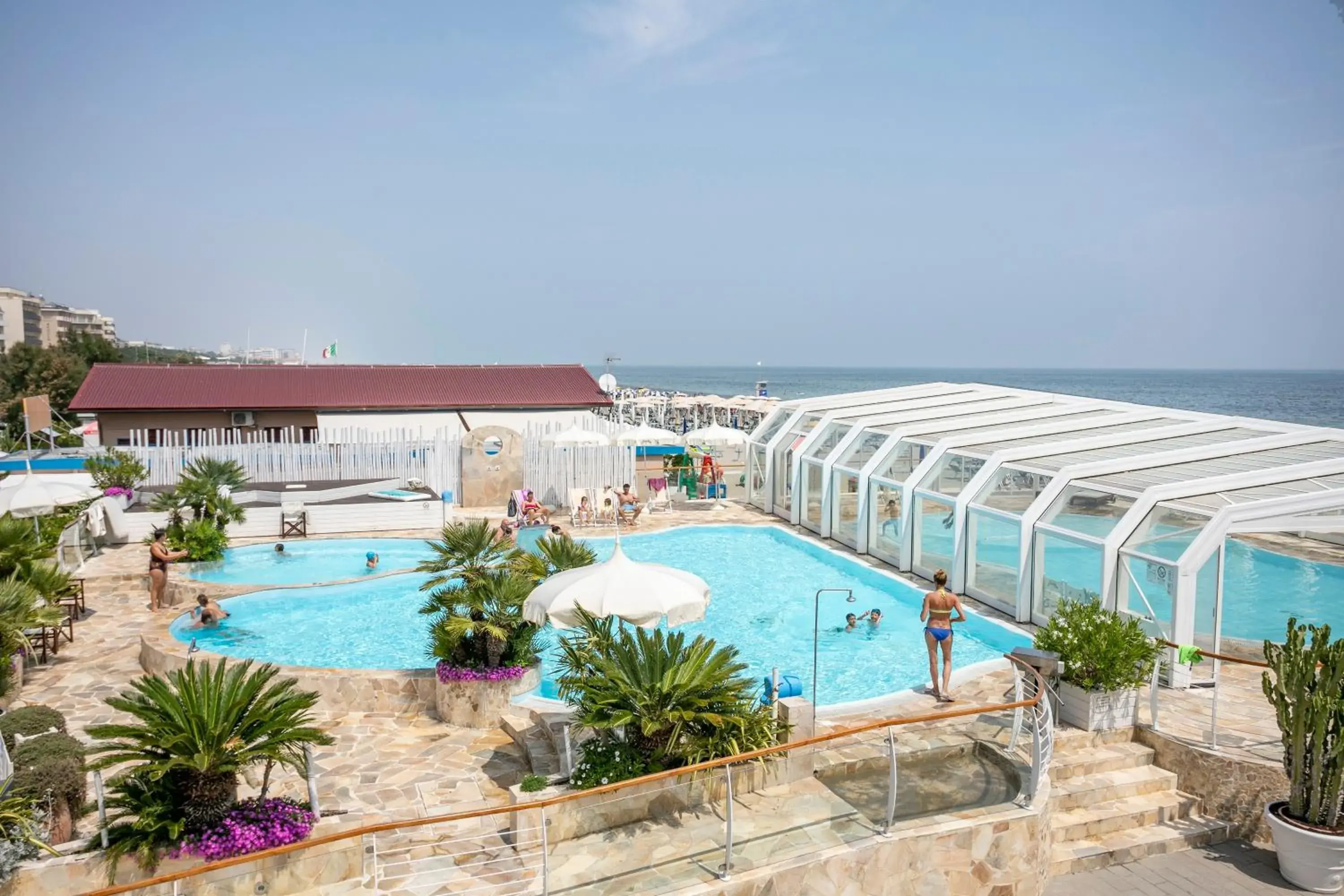 Beach, Swimming Pool in Hotel Ridolfi