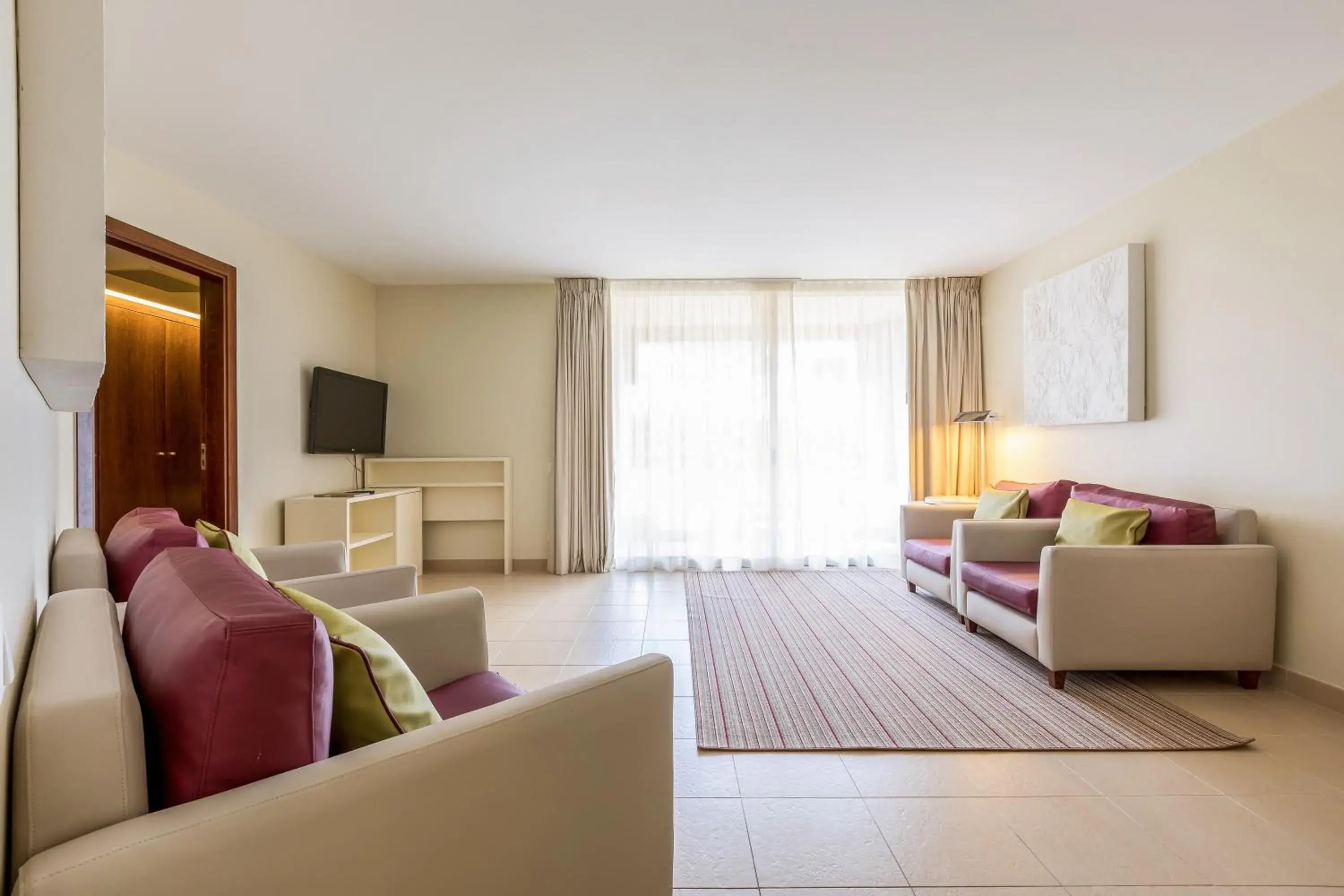 Two-Bedroom Suite in NAU Sao Rafael Suites