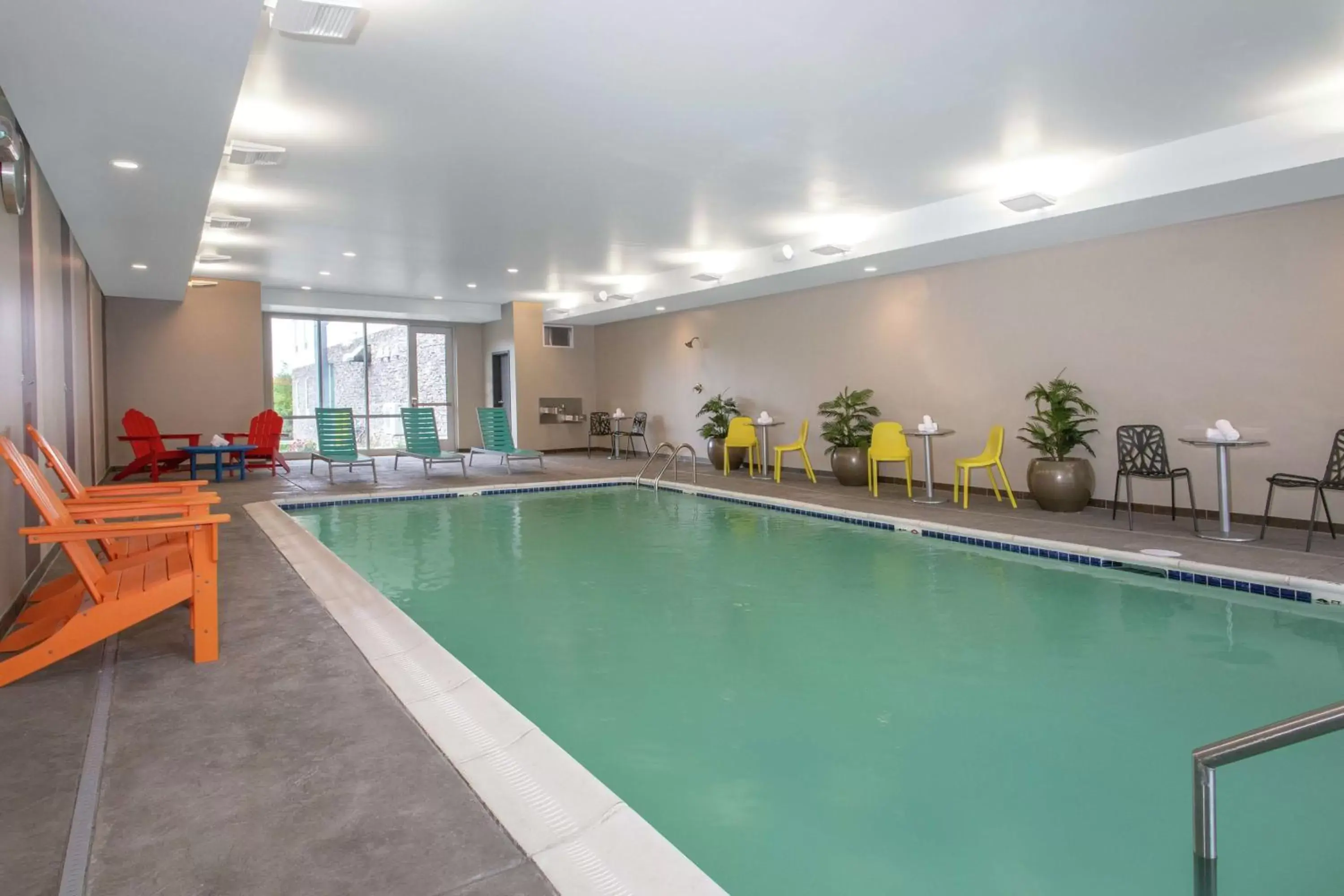 Pool view, Swimming Pool in Home2 Suites Smithfield Providence