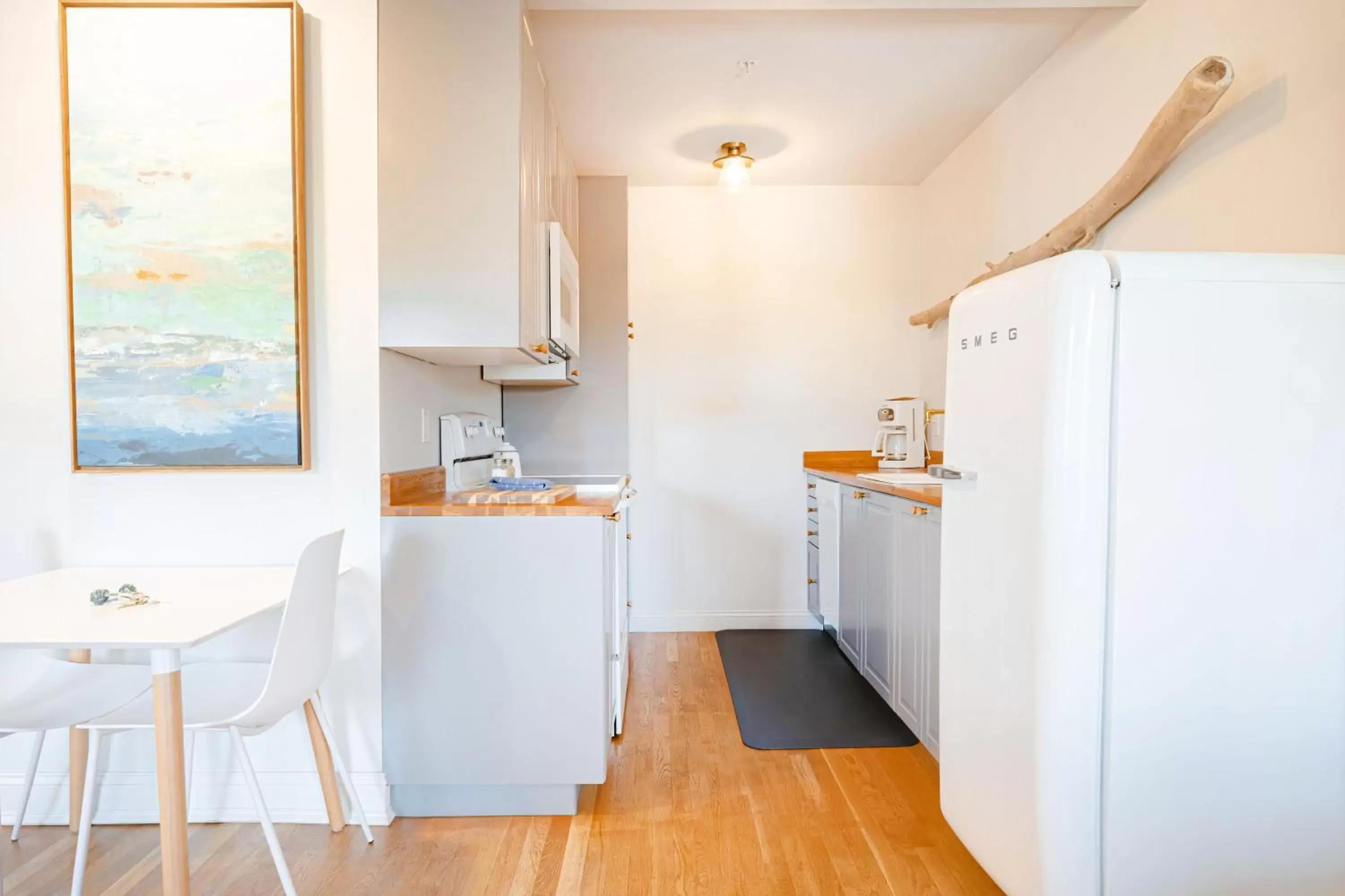 Deluxe King Studio in GREAT ISLAND INN - A Modern Boutique Hotel Deluxe King Studio in GREAT ISLAND INN - A Modern Boutique Hotel