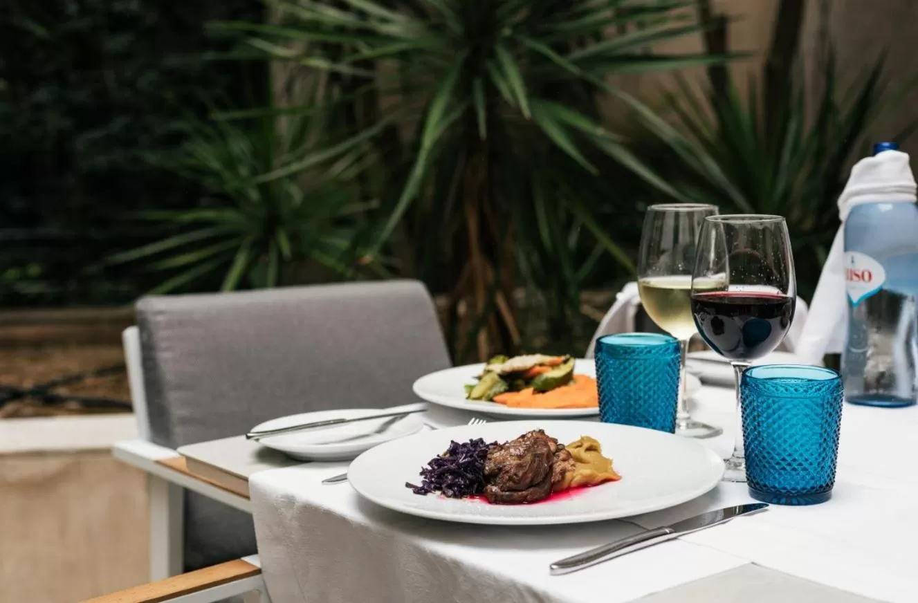 Property building in Hotel Marques De Pombal