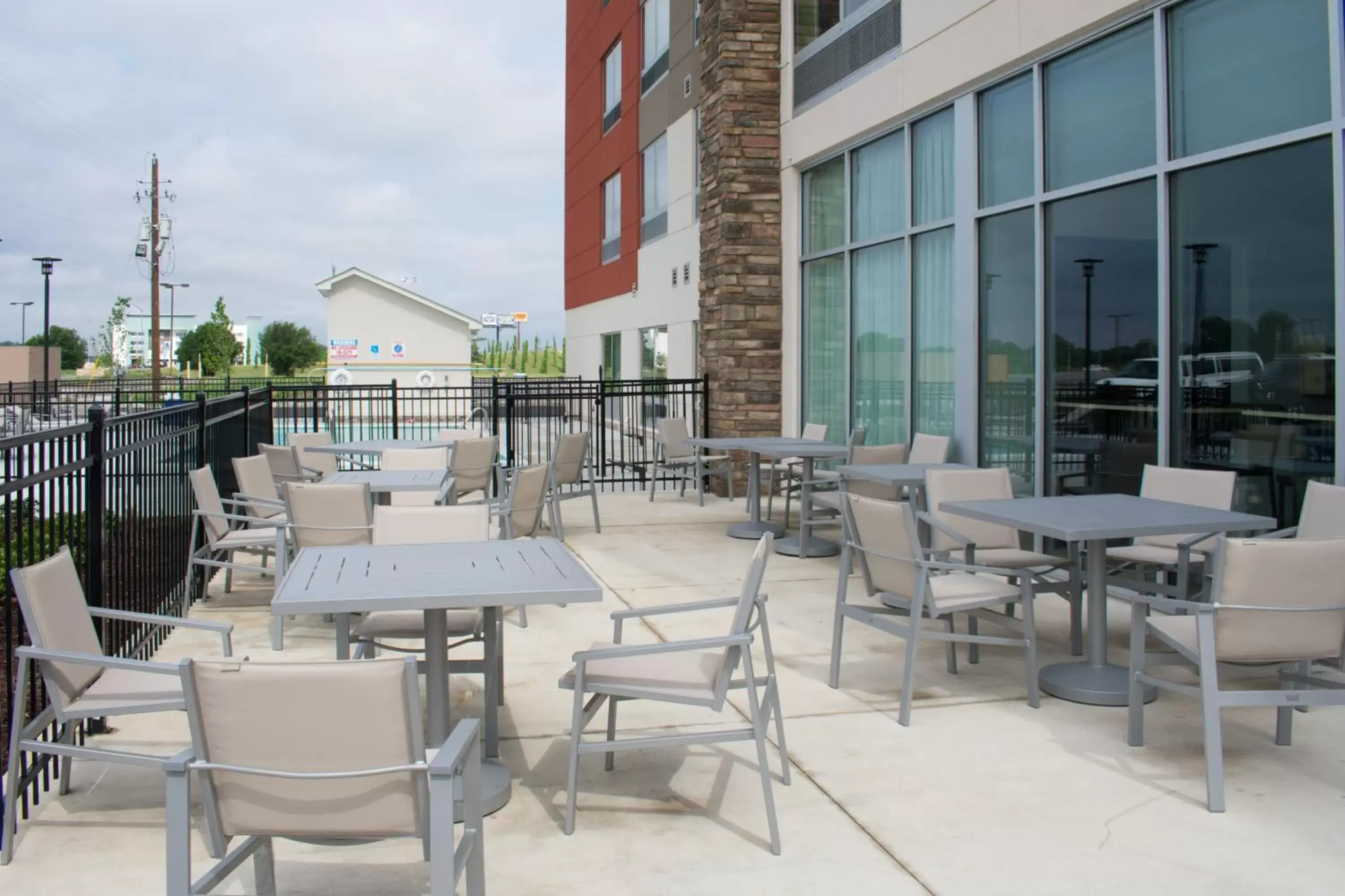 Other, Restaurant/Places to Eat in Holiday Inn Express & Suites West Memphis, an IHG Hotel