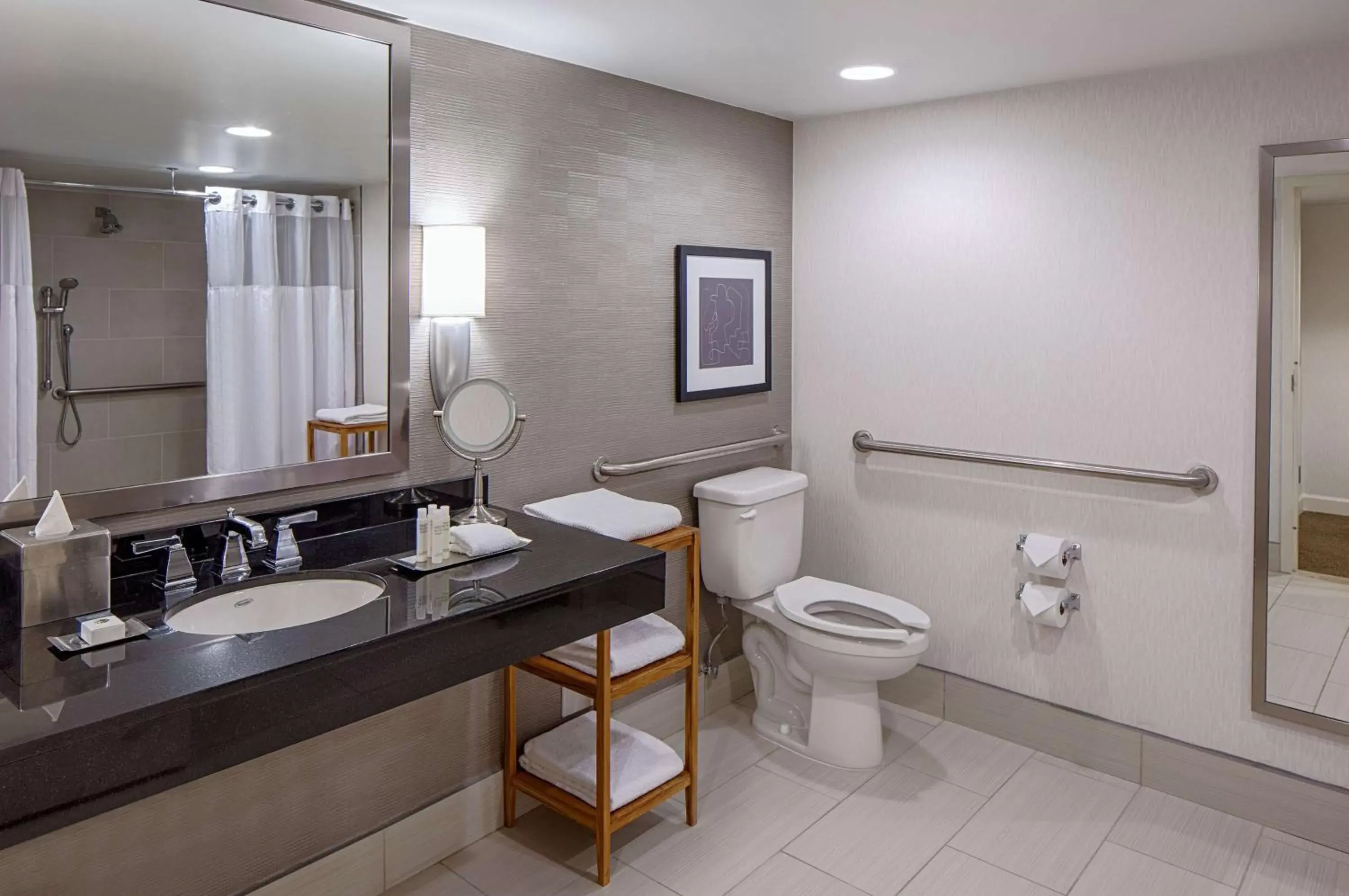 Bathroom in DoubleTree by Hilton Hotel Houston Greenway Plaza