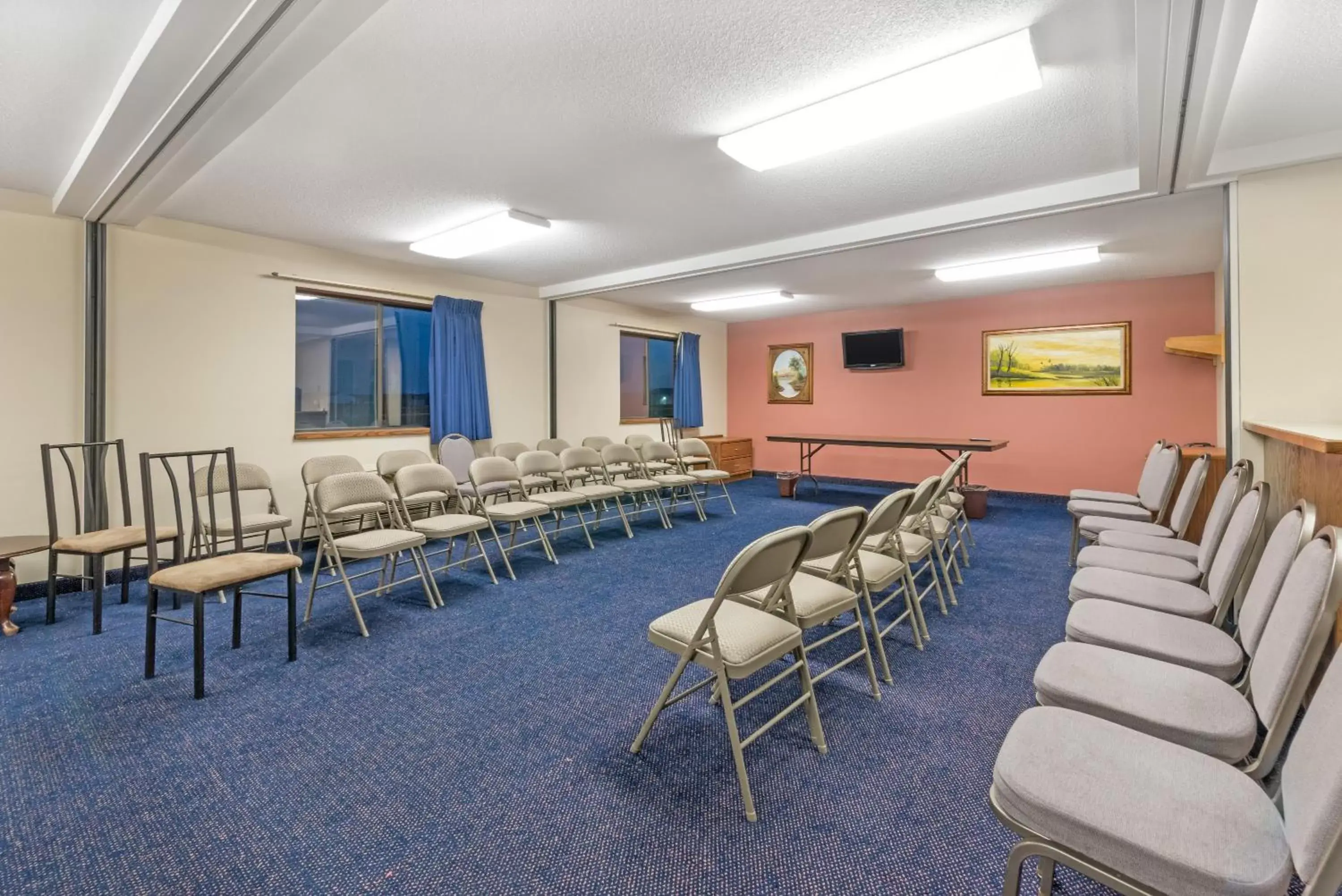 Meeting/conference room in Super 8 by Wyndham Perham