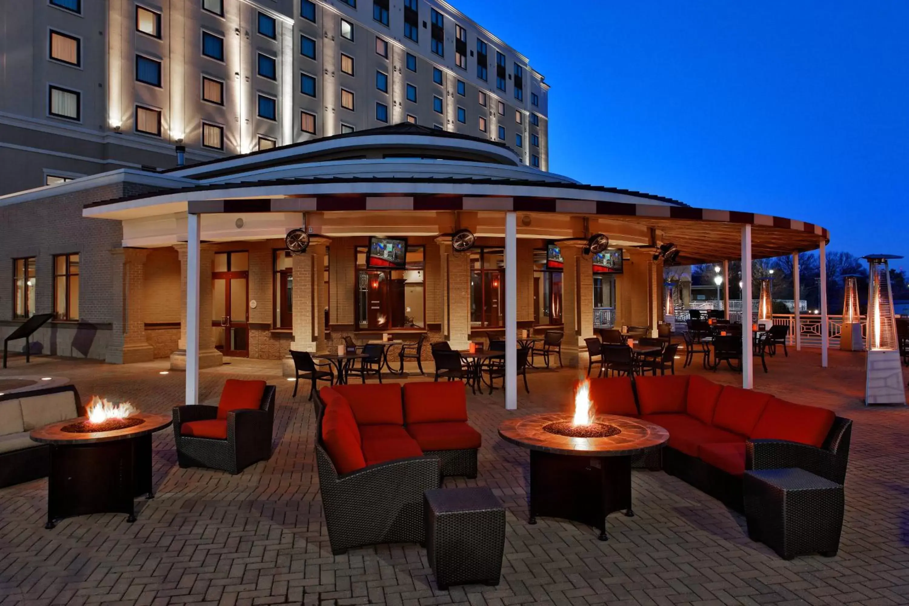 Restaurant/places to eat in Spartanburg Marriott