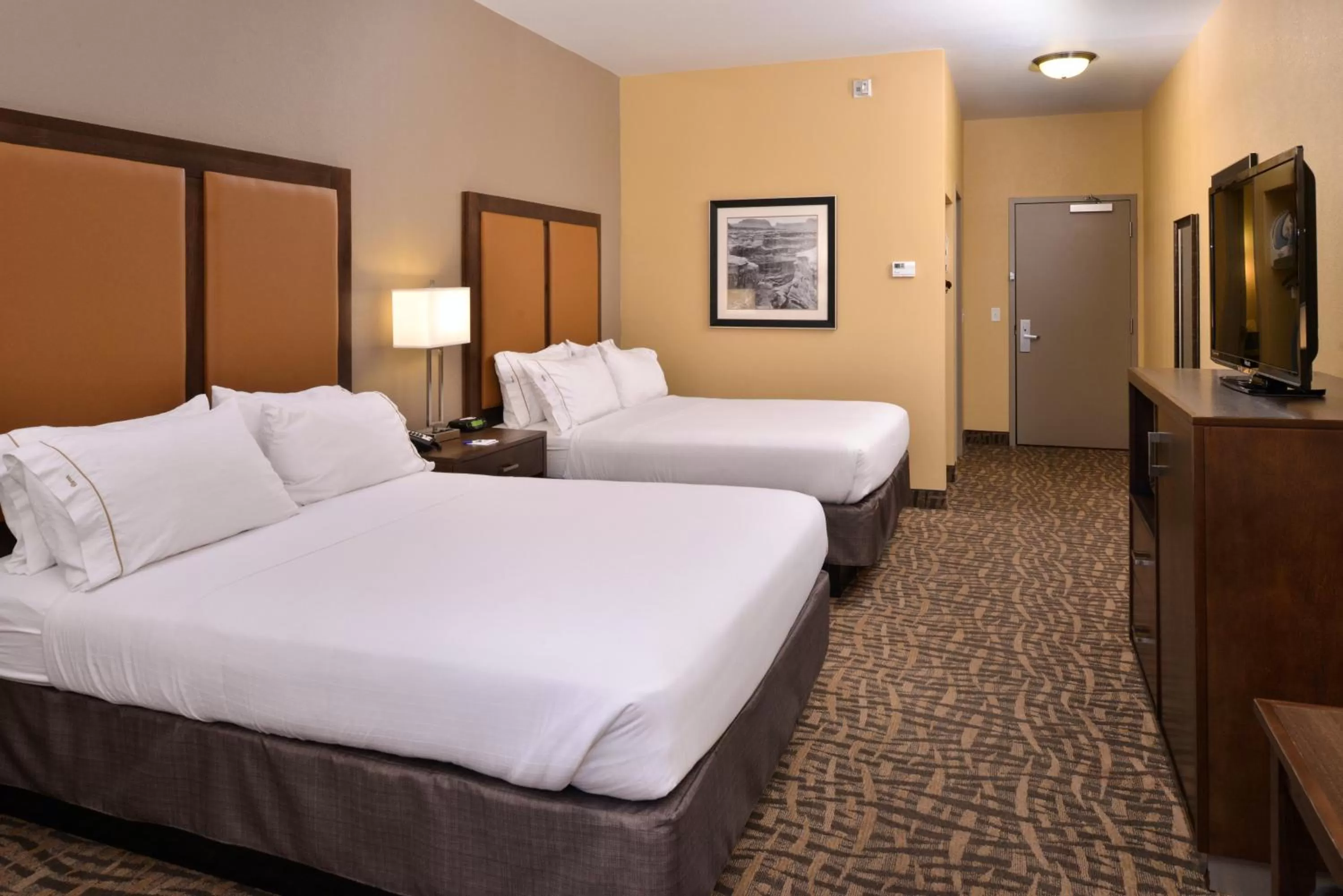 Photo of the whole room, Bed in Holiday Inn Express & Suites Page - Lake Powell Area by IHG
