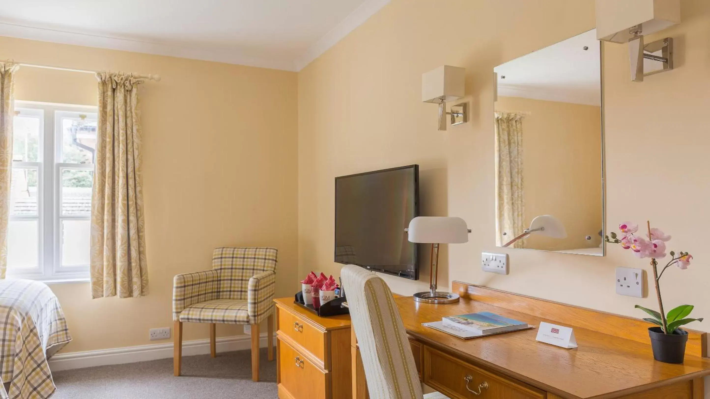 TV and multimedia, TV/Entertainment Center in Muthu Clumber Park Hotel and Spa