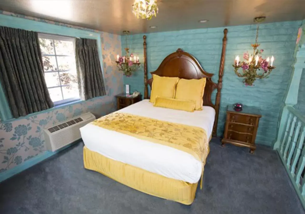 Bed in Madonna Inn