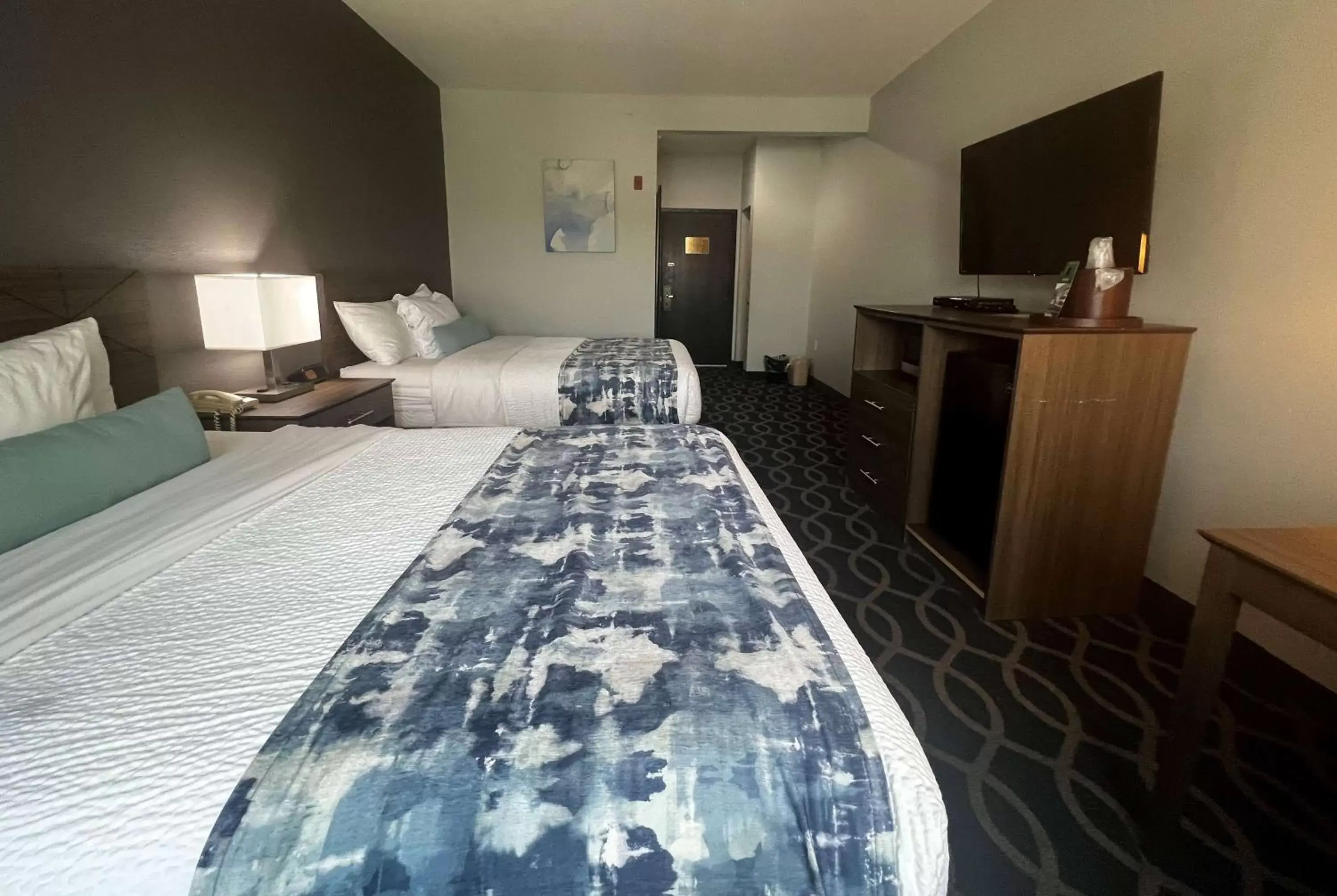 Photo of the whole room, Bed in Wingate by Wyndham Humble/Houston Intercontinental Airport
