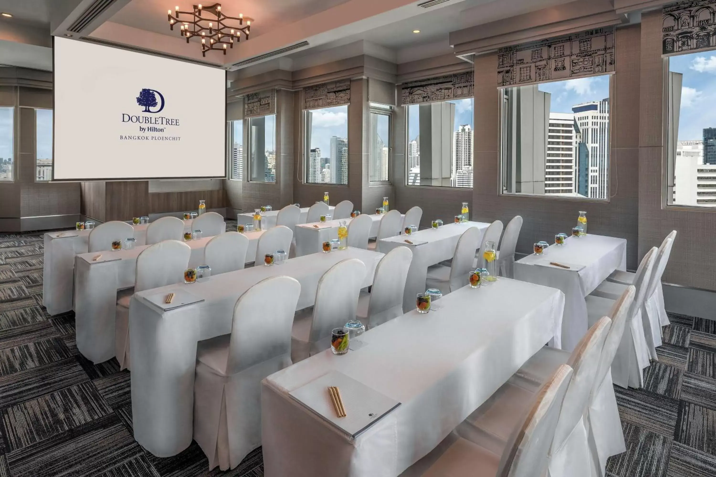 Meeting/conference room in DoubleTree by Hilton Bangkok Ploenchit