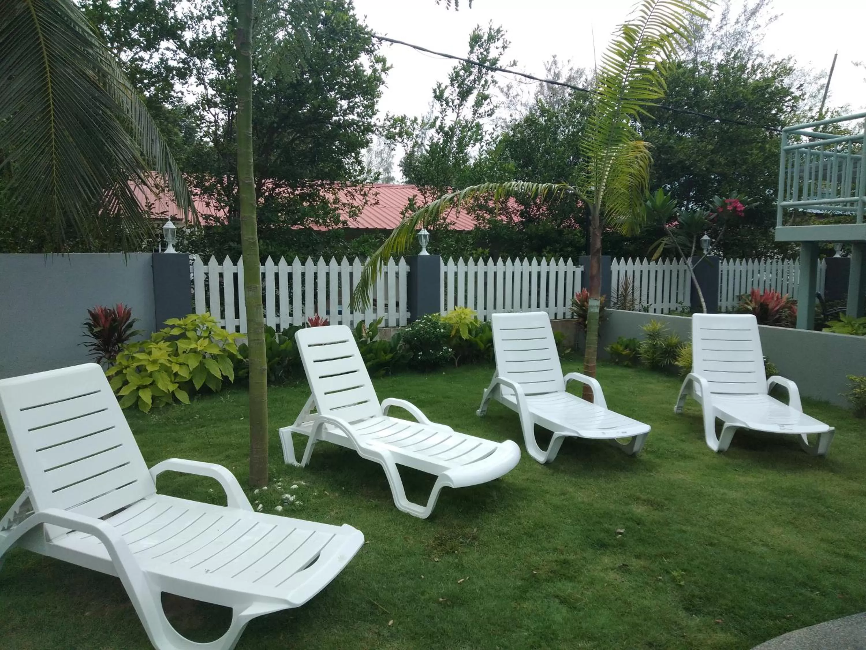 Garden in Royale Chenang Resort