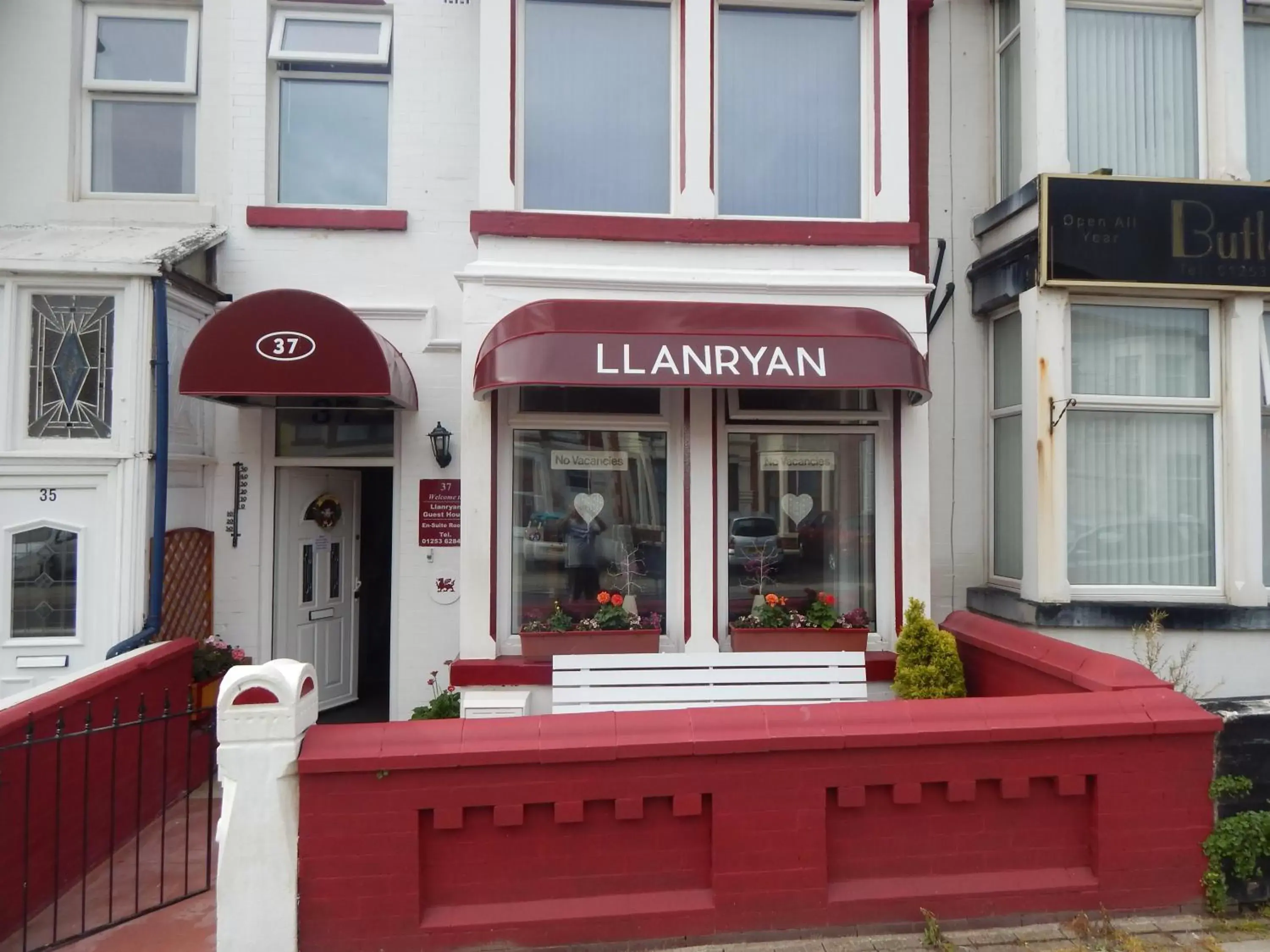 Llanryan Guest House