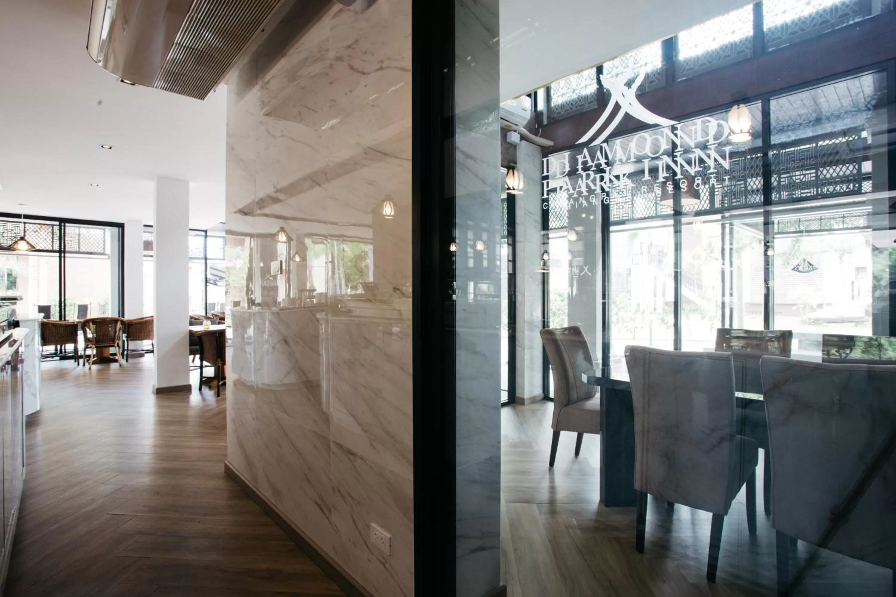 Restaurant/places to eat in Diamond Park Inn Chiangrai & Resort