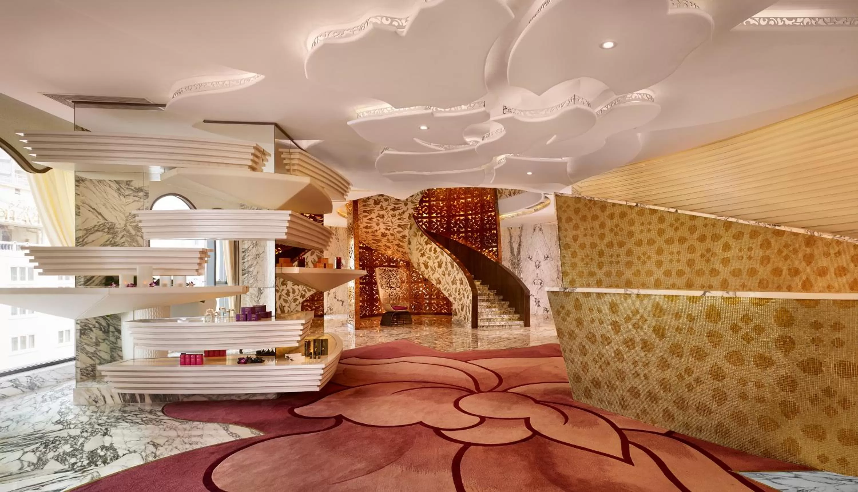 Massage in The Reverie Saigon