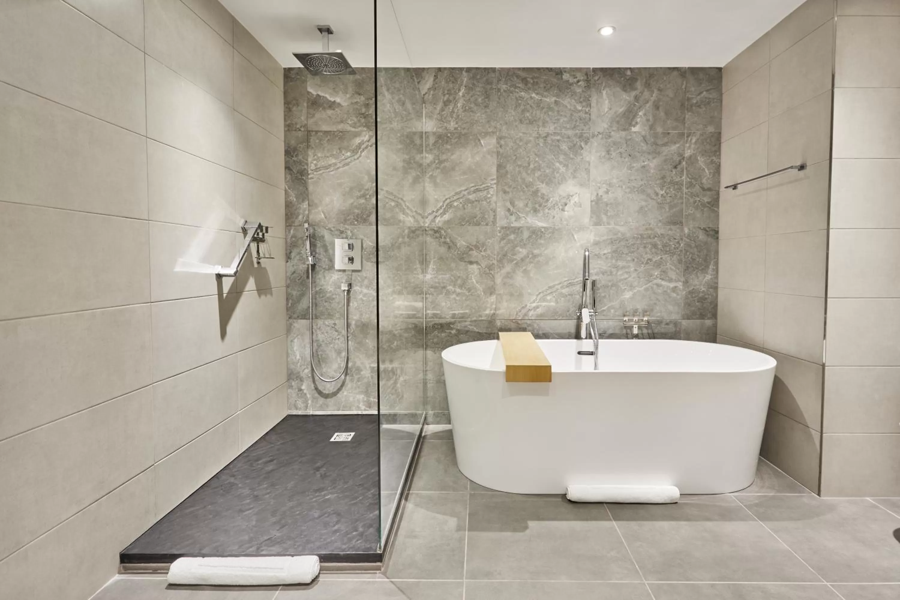 Bathroom in Radisson Blu Hotel Antananarivo Waterfront