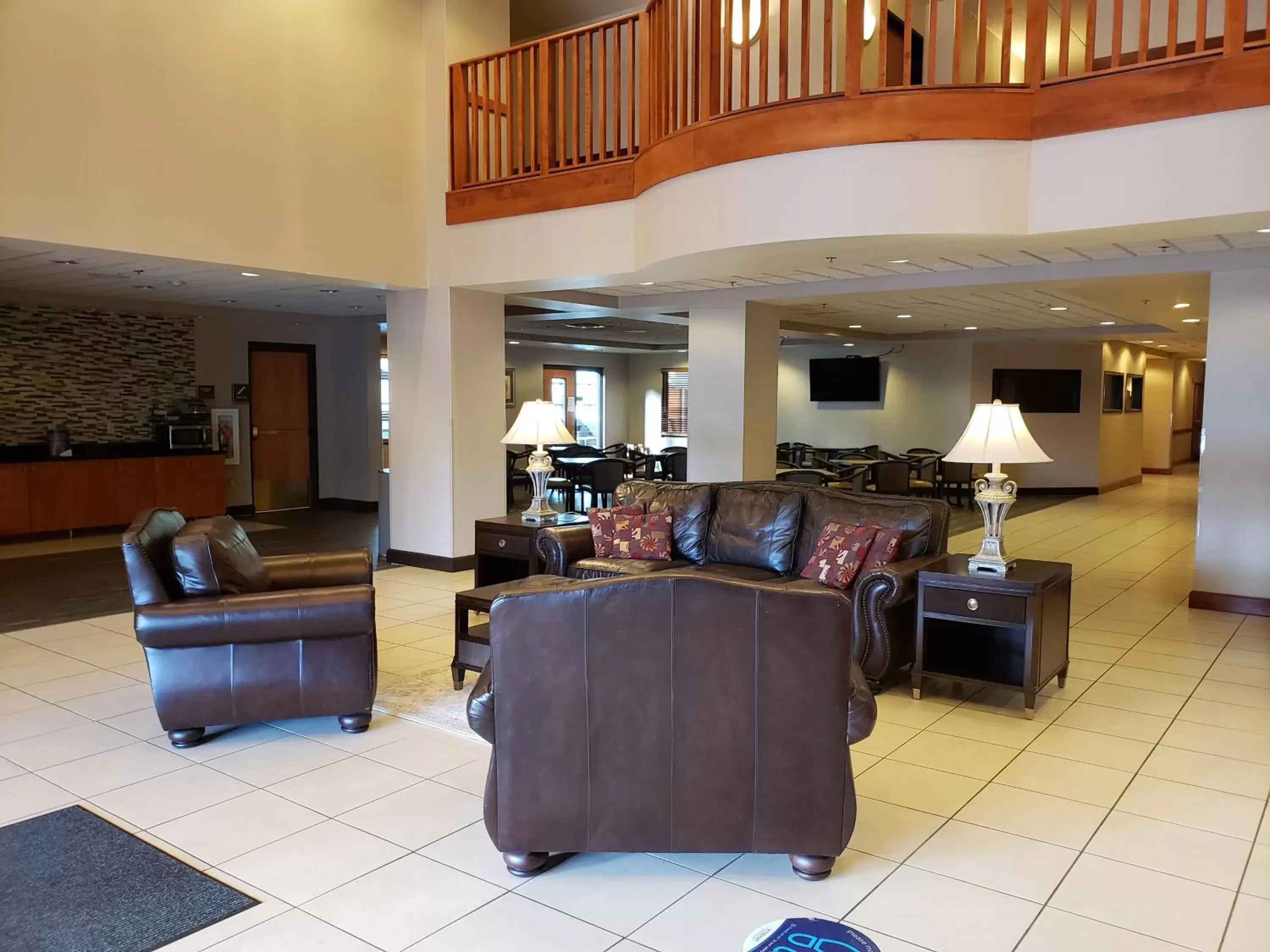 Communal lounge/ TV room, Lobby/Reception in Wingate by Wyndham Coon Rapids